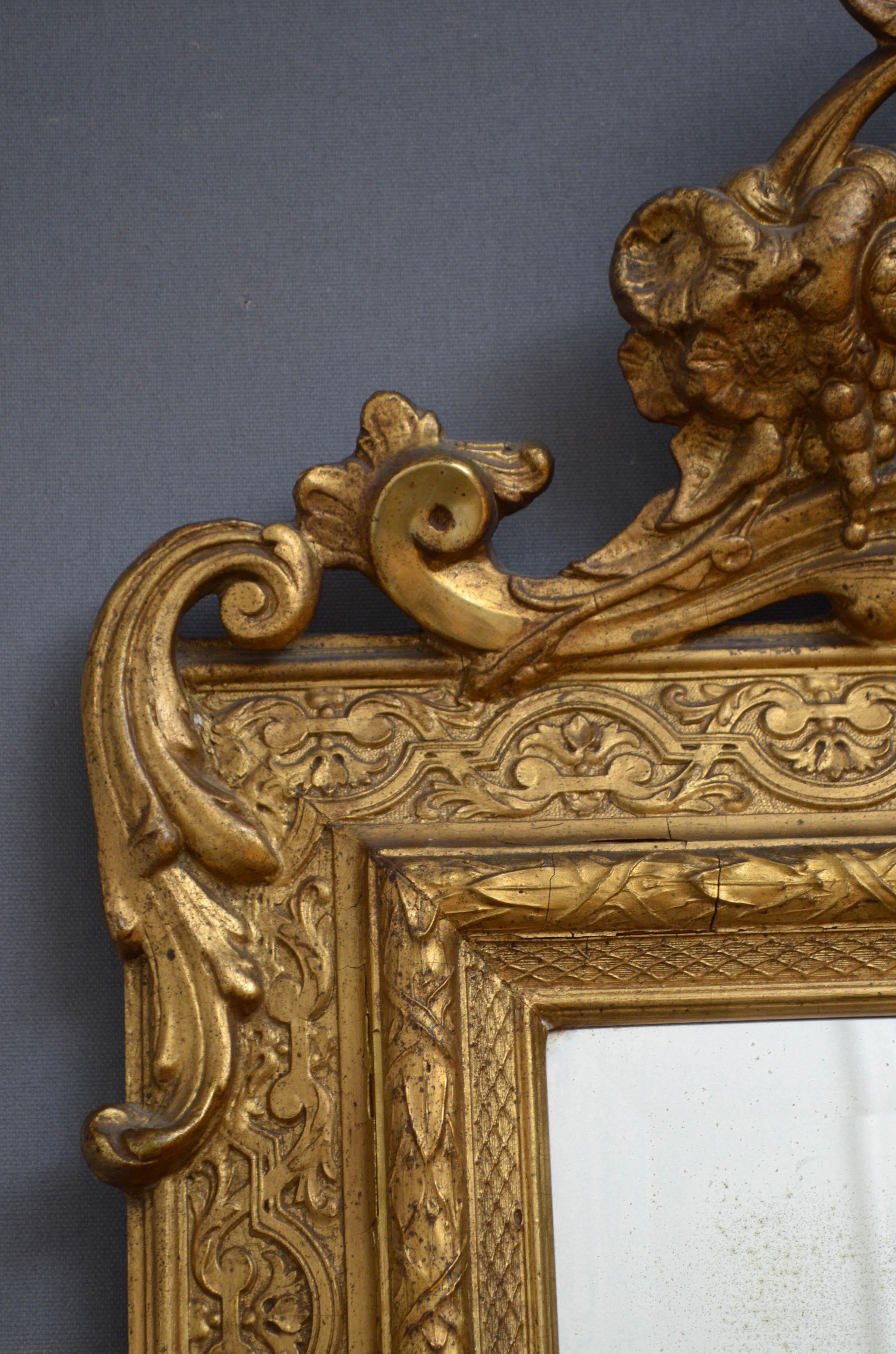 Viktorianischer Pfeilerspiegel aus vergoldetem Holz (Britisch) im Angebot
