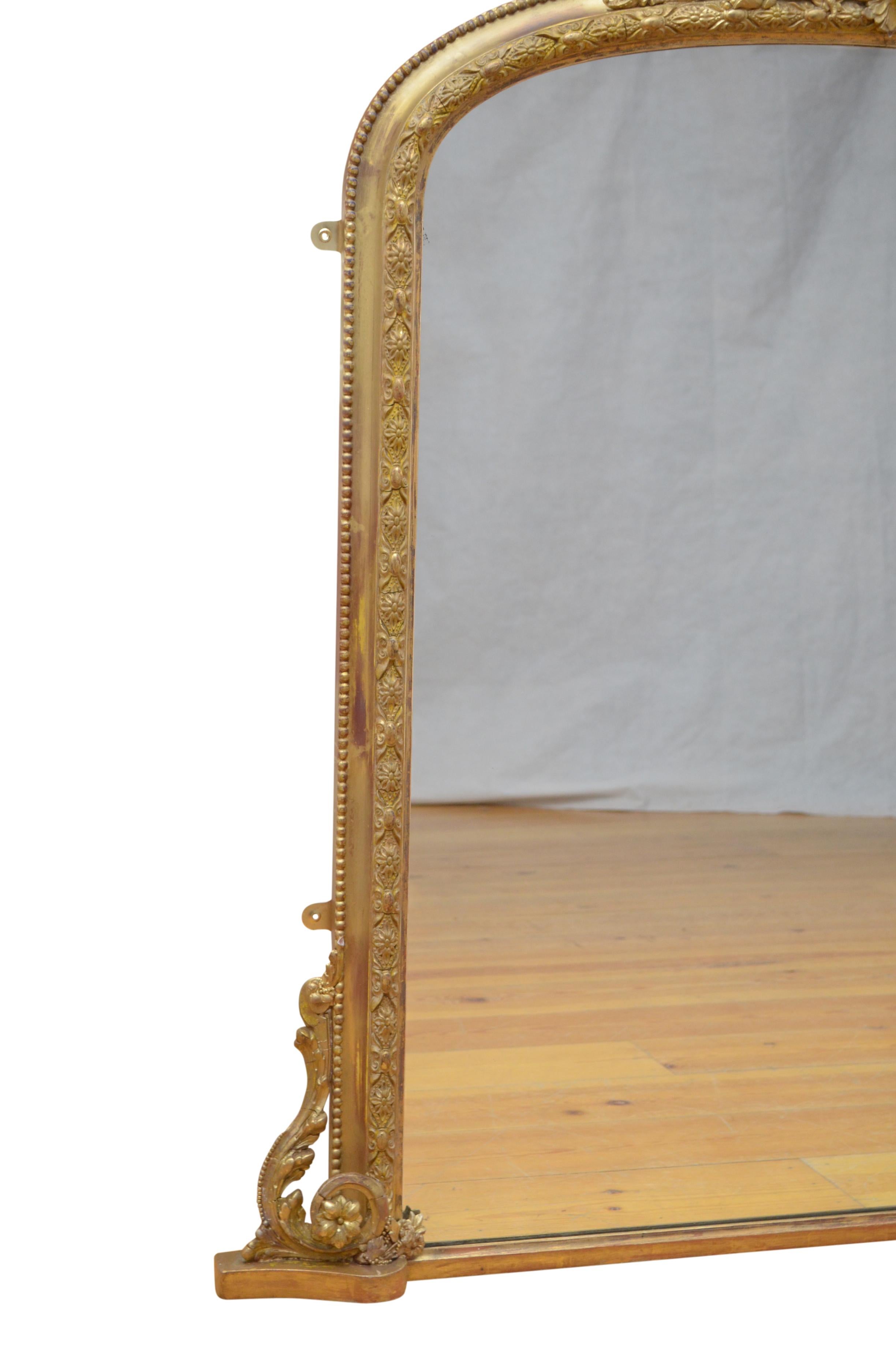 Victorian Giltwood Wall Mirror In Good Condition In Whaley Bridge, GB