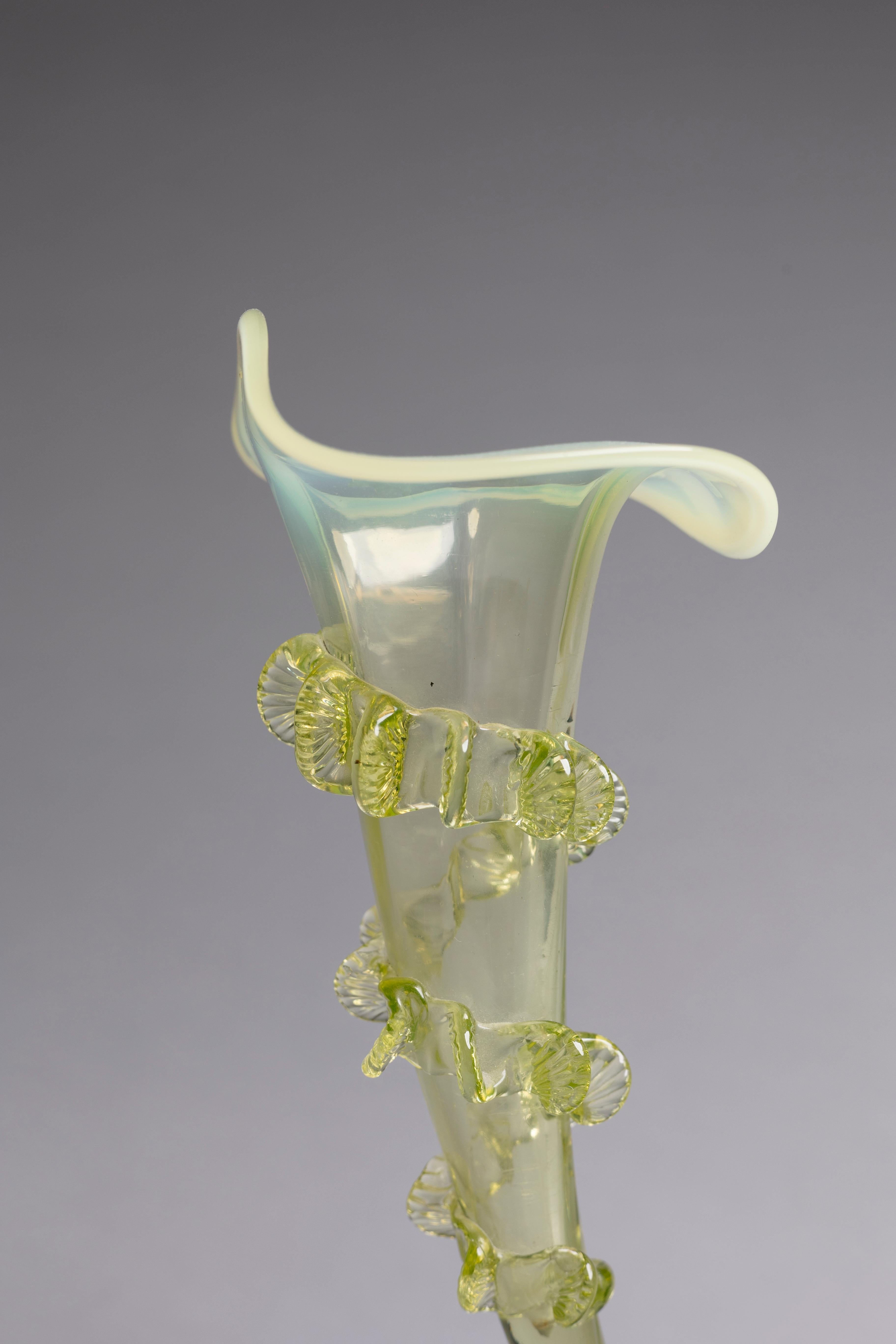Jarrón victoriano de cristal Epergne en venta 1