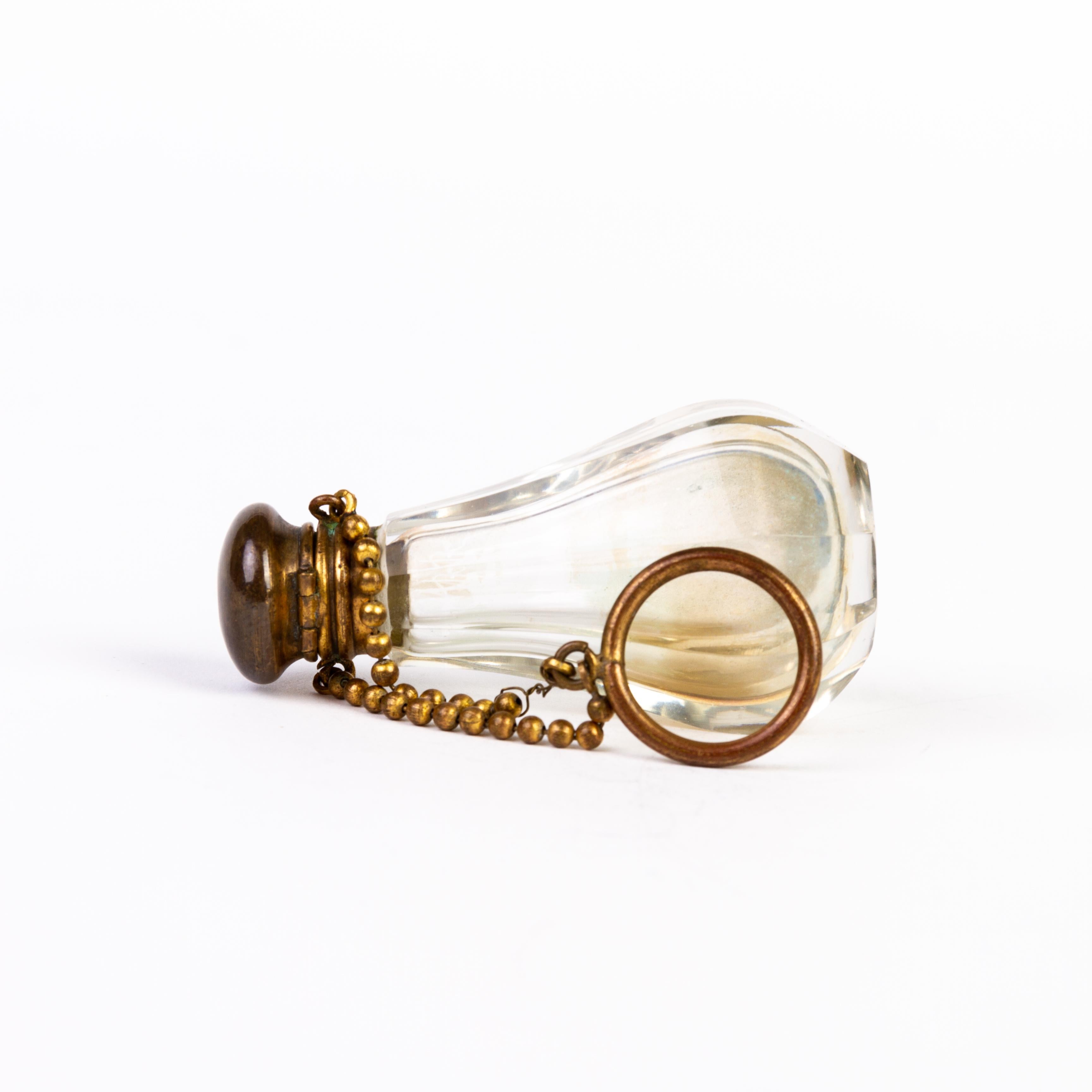 Victorian Glass Perfume Scent Bottle For Sale 3