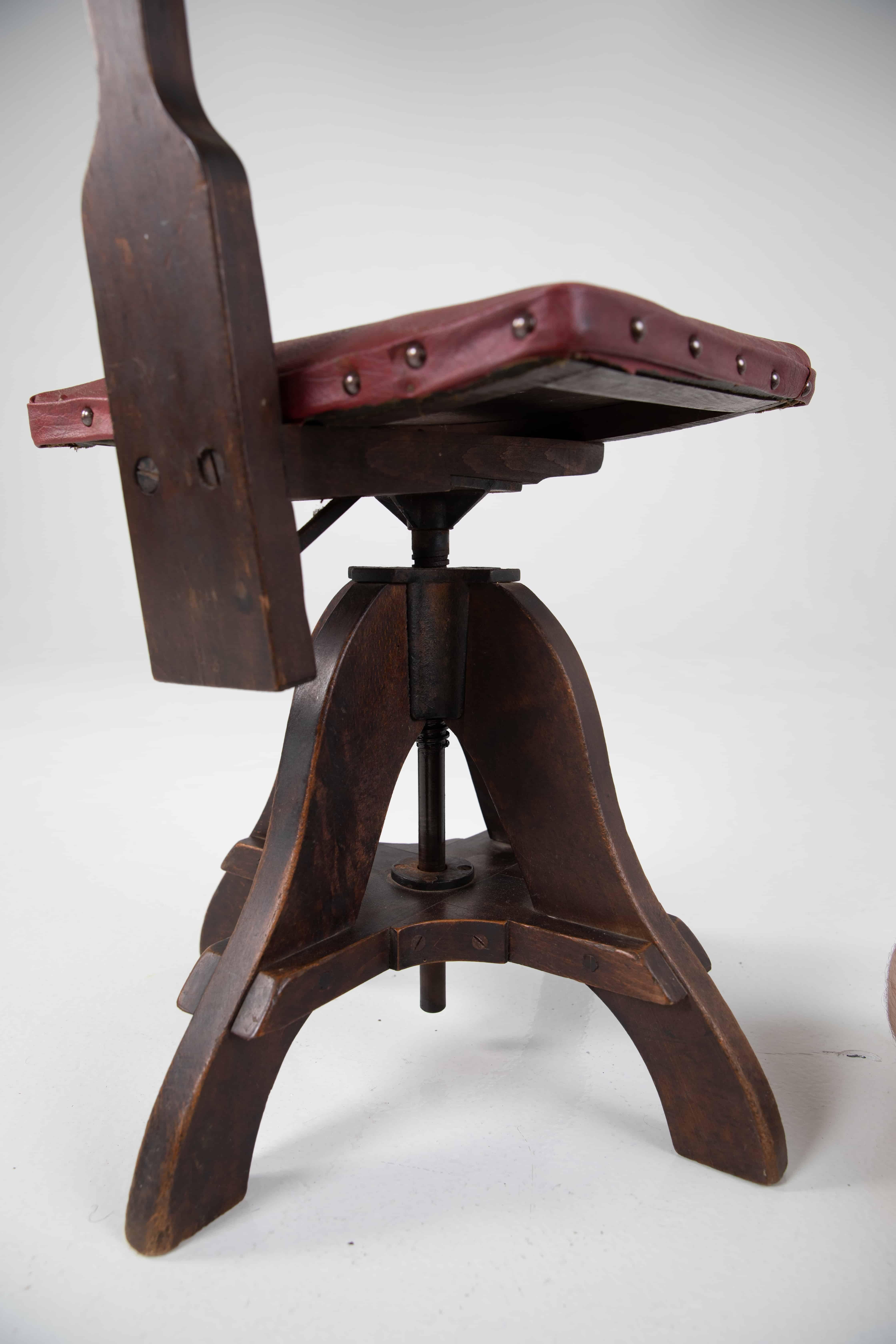 draughtsmans chair