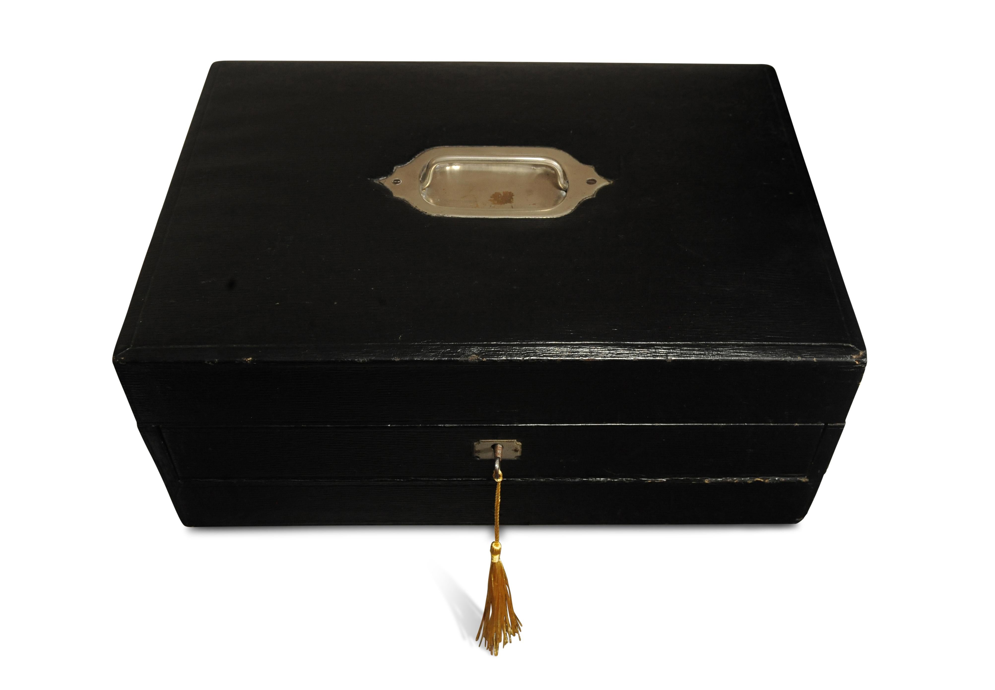 19th Century Victorian Glossy Extending Black Leather Stationary Writing Slope With Key  For Sale