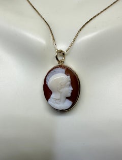 Victorian Goddess Athena Hardstone Cameo Pendant Necklace Gold Antique 1860-1880