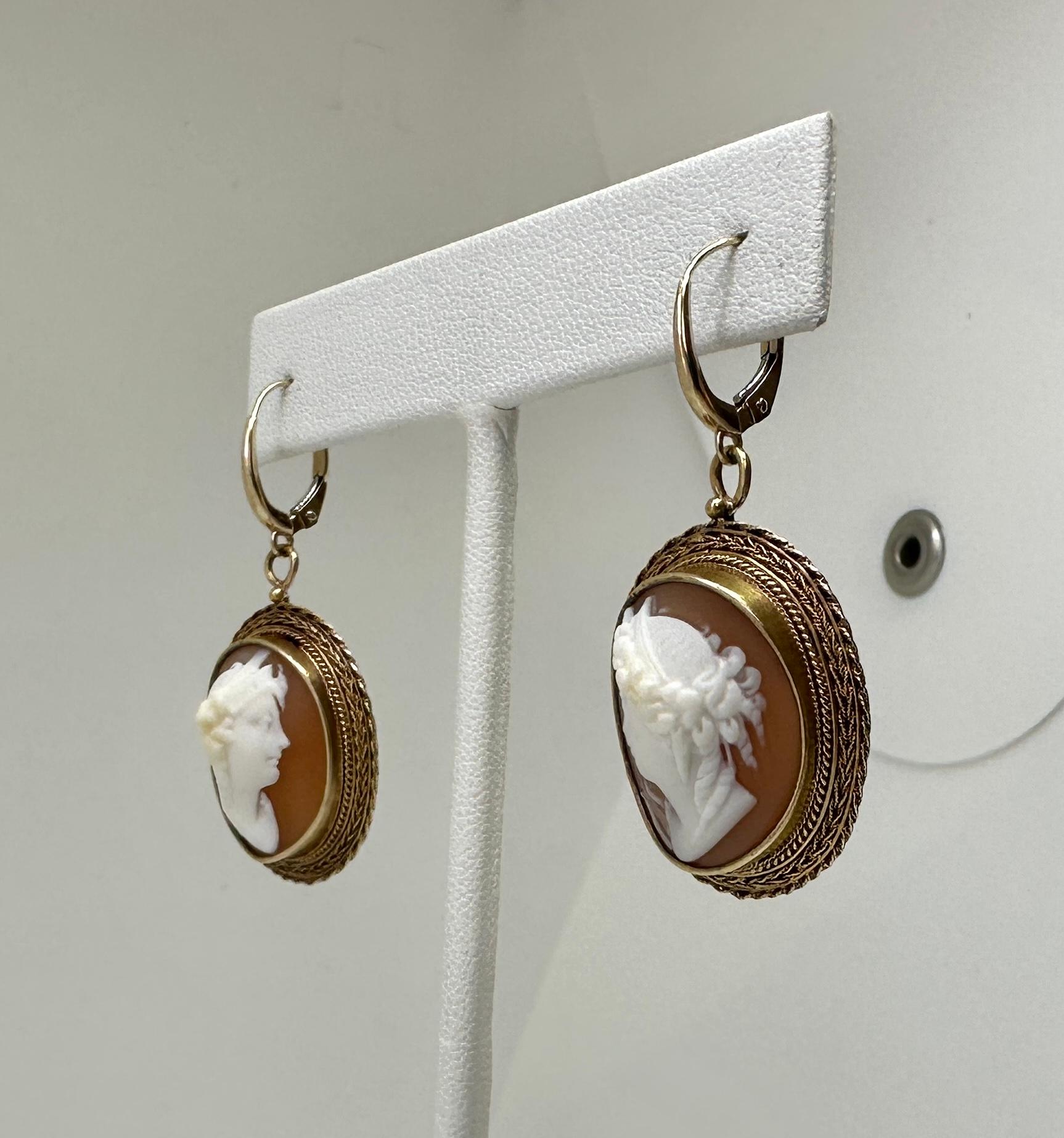 Victorian Goddess Woman Cameo Earrings Dangle Drop Earrings Gold, circa 1870 For Sale 2
