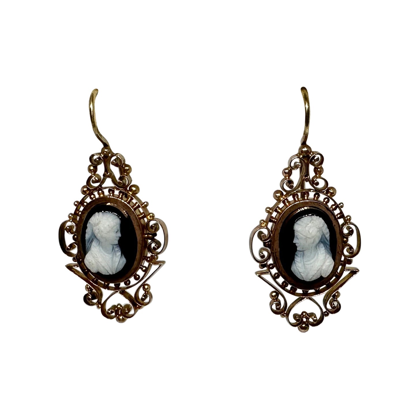 Victorian Goddess Woman Hard Stone Cameo Earrings Gold Dangle Drop Circa 1870