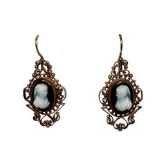 Pendientes Victorianos Diosa Mujer Camafeo Piedra Dura Oro Colgante Caída Circa 1870