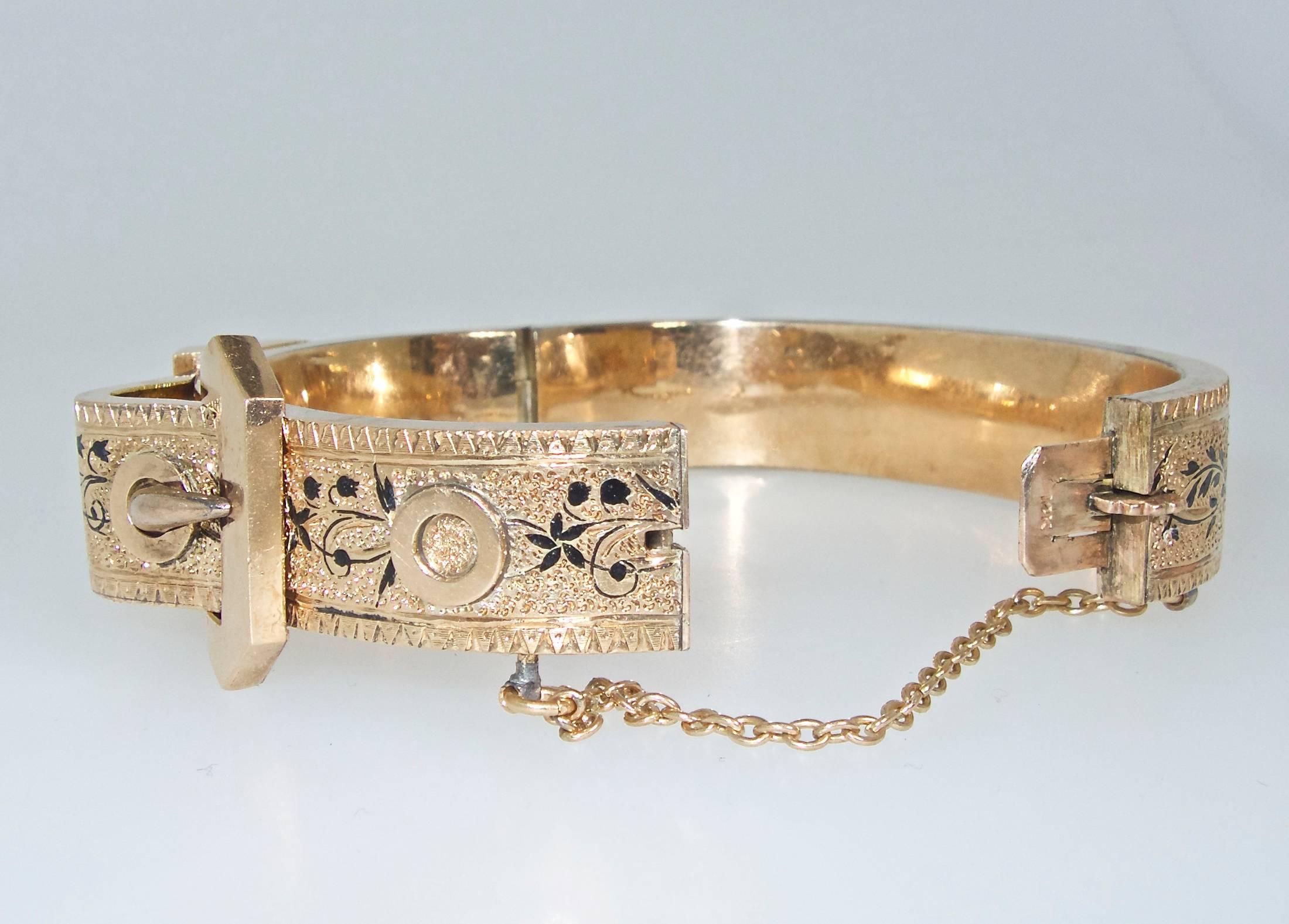 Victorian Gold and Enamel Bangle Bracelet, circa 1875 In Excellent Condition In Aspen, CO
