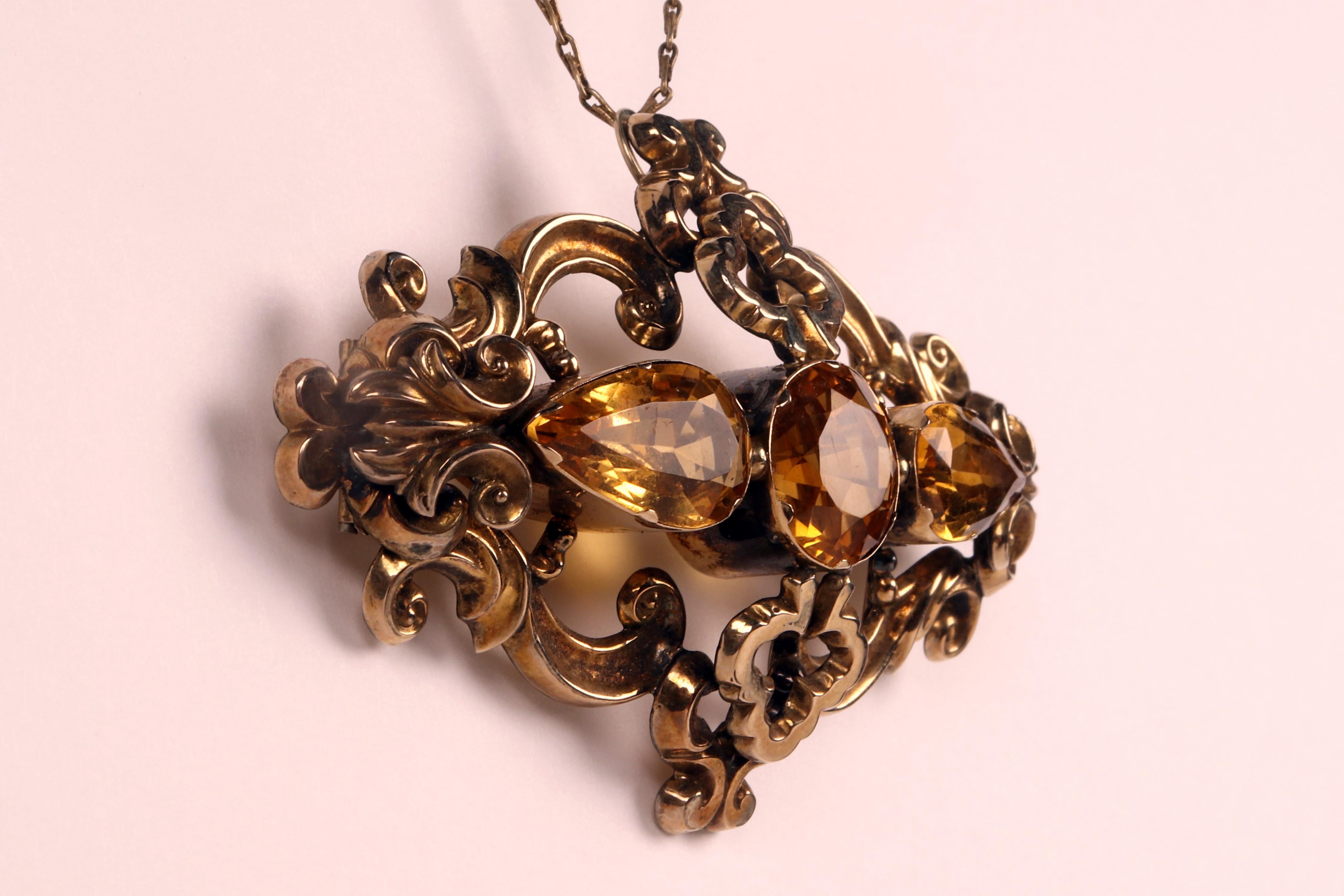 19th Century Victorian gold brooch-pendant with topaz. England, 1870. For Sale