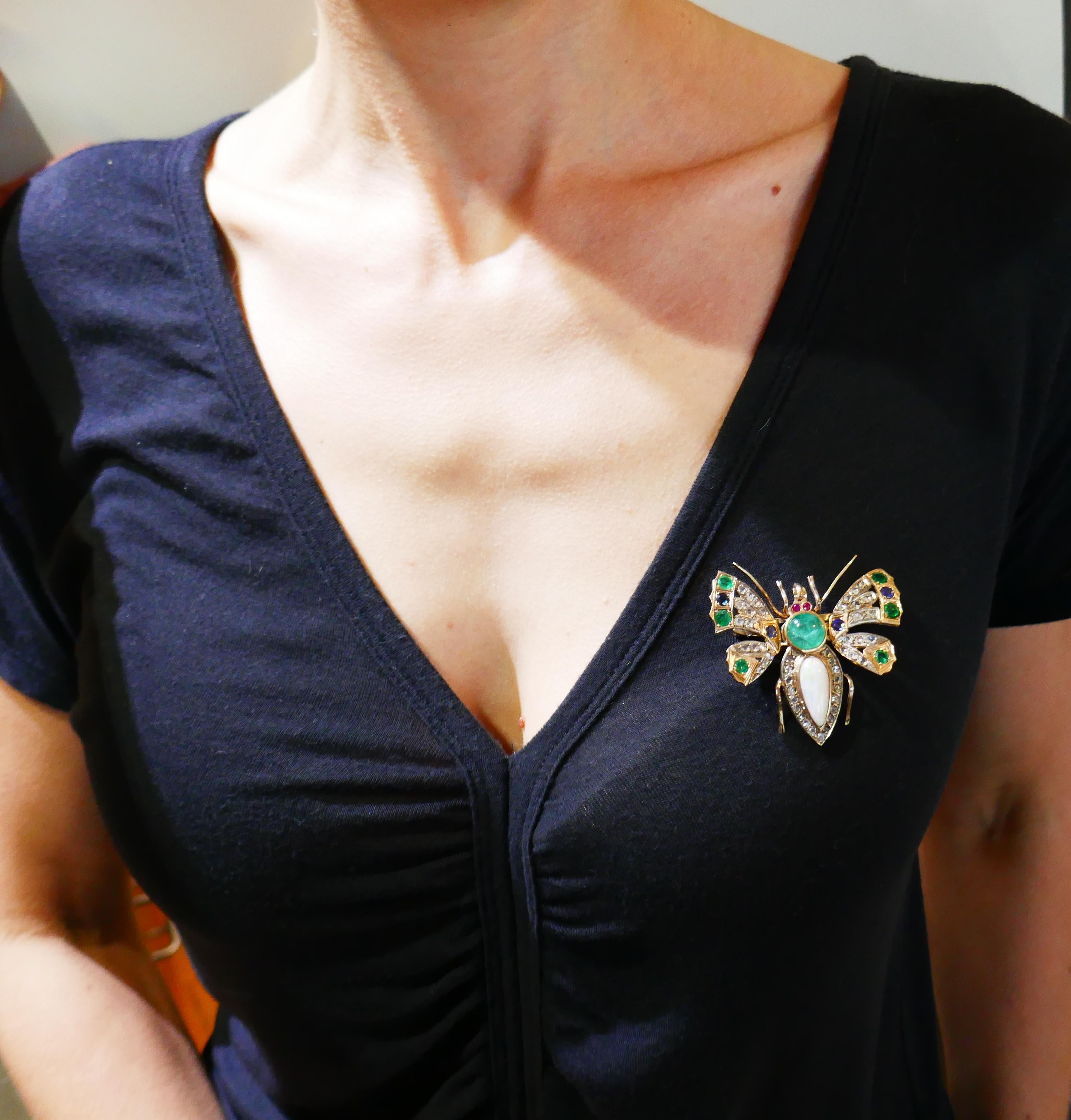 Lovely colorful butterfly pin created in the 1900s. It makes a chic and stylish accent on your blouse, dress, jacket or sweater. Elegant and wearable, the clip is a great addition to your jewelry collection.
The brooch is made of 10 karat (tested)