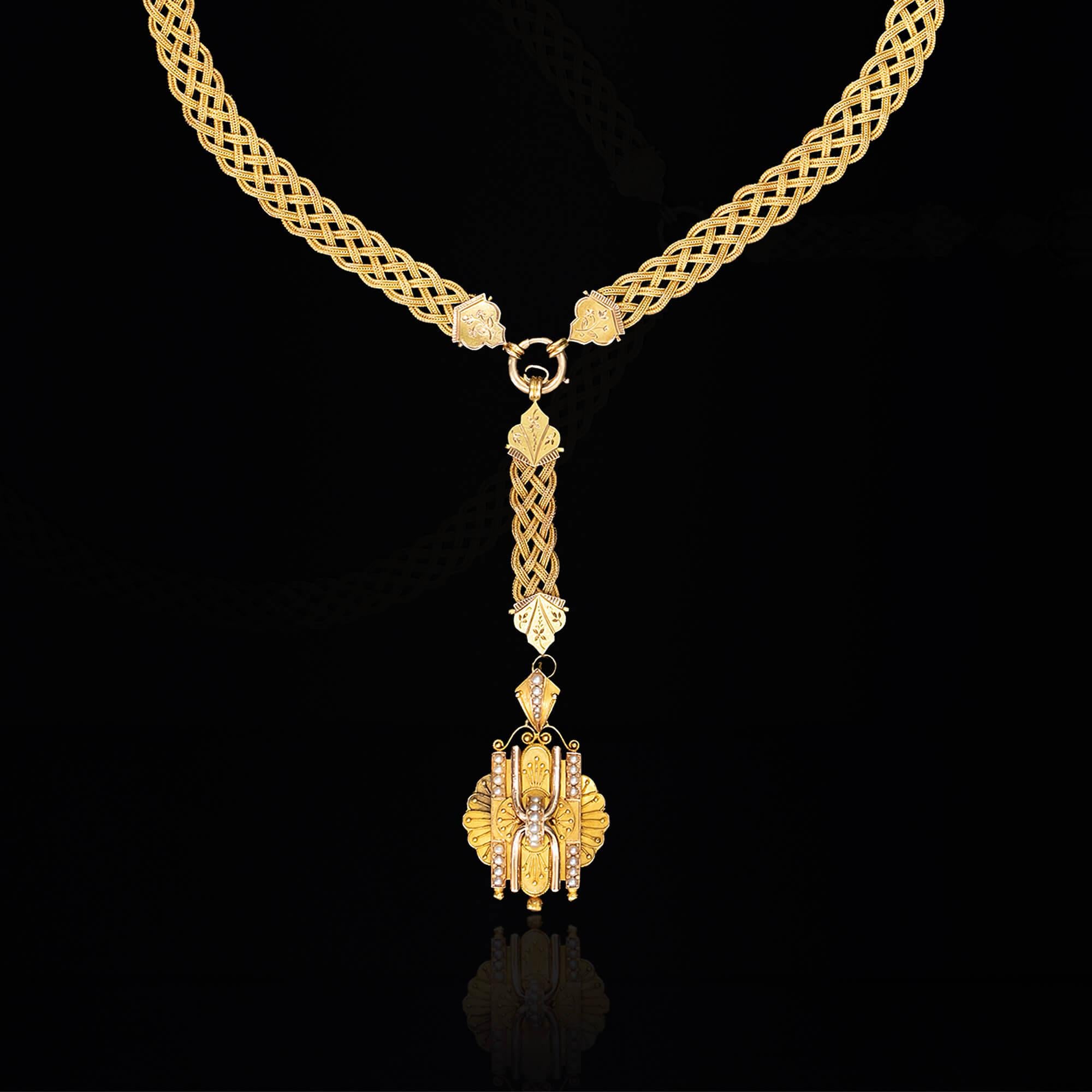 Victorian Gold Collar & Locket Circa 1875-85 In Good Condition In ADELAIDE, SA