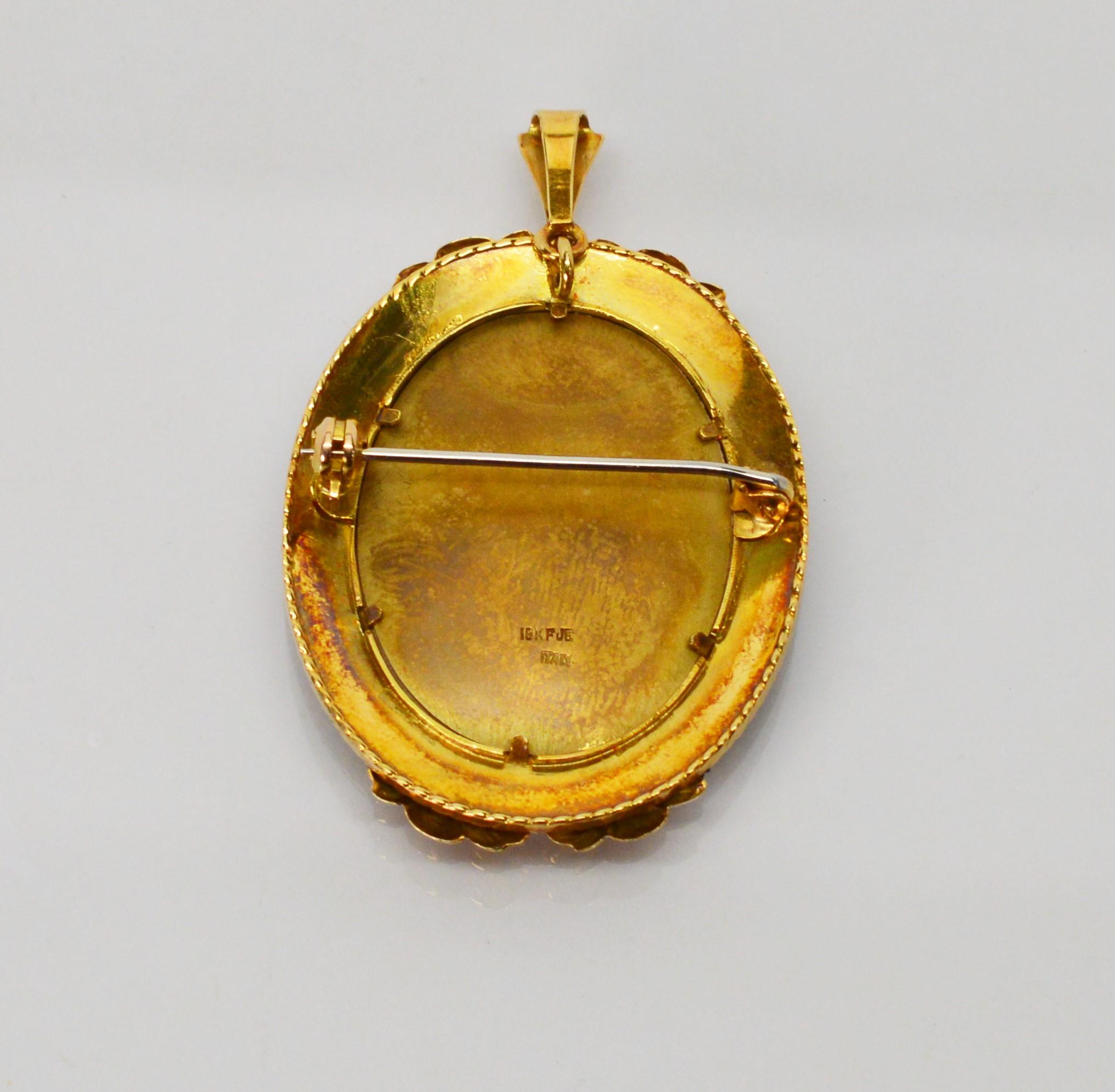 Exquisite Italian made hand painted portrait brooch pendant from the Victorian era. Made of eighteen karat yellow gold, this unique piece presents a finely painted oil on porcelain portrait of a beautiful lady aristocrat crowned with a genuine