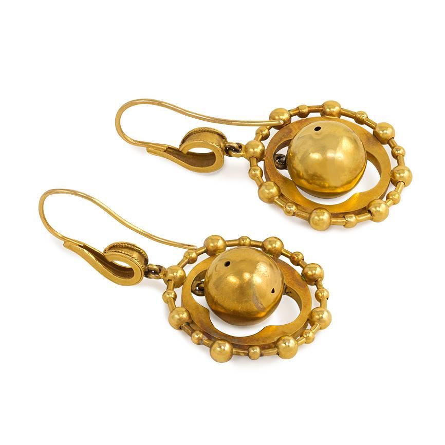 Victorian Gold Earrings with Articulated Bead Pendants In Excellent Condition In New York, NY