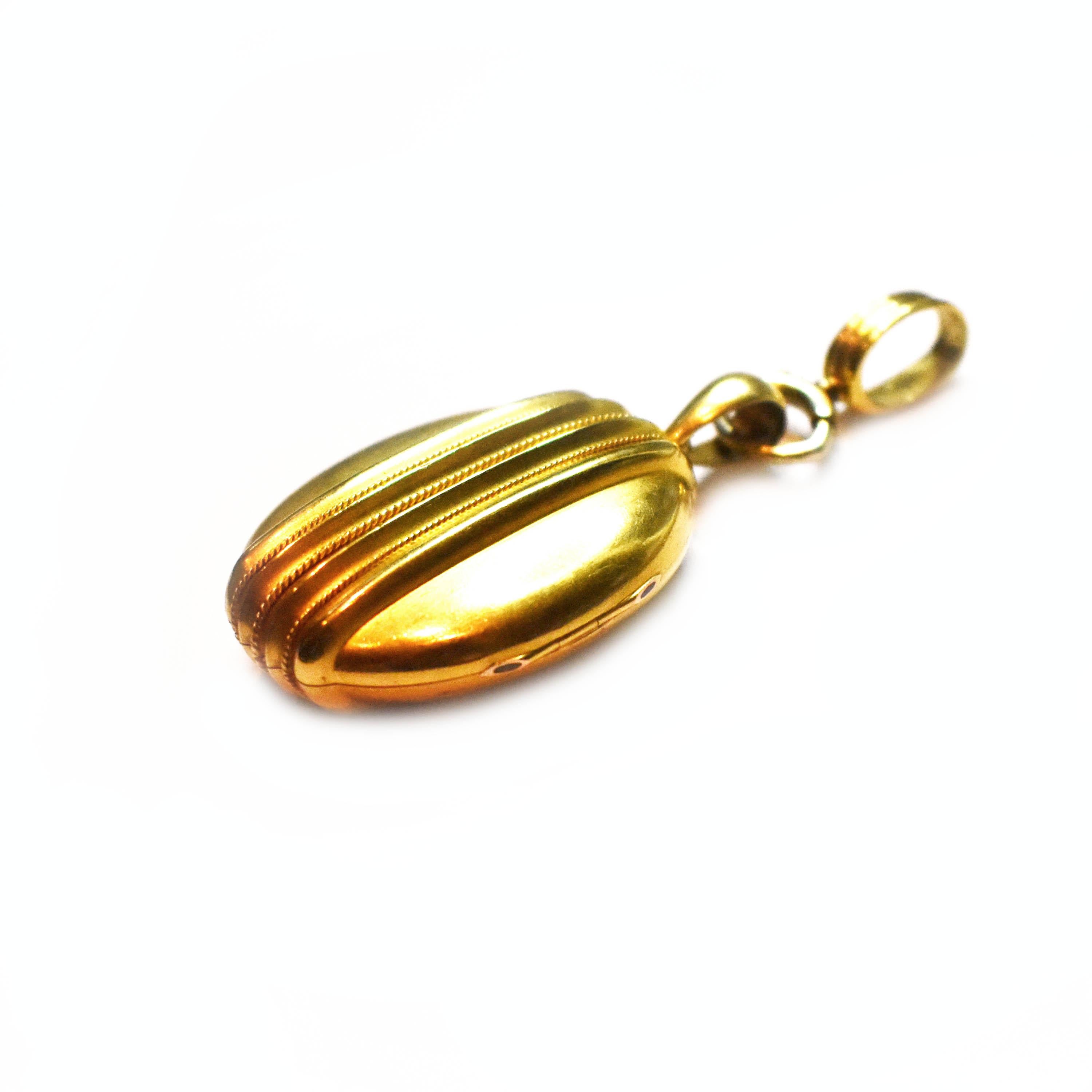 Victorian Gold Etruscan Style Locket, circa 1875 For Sale 1