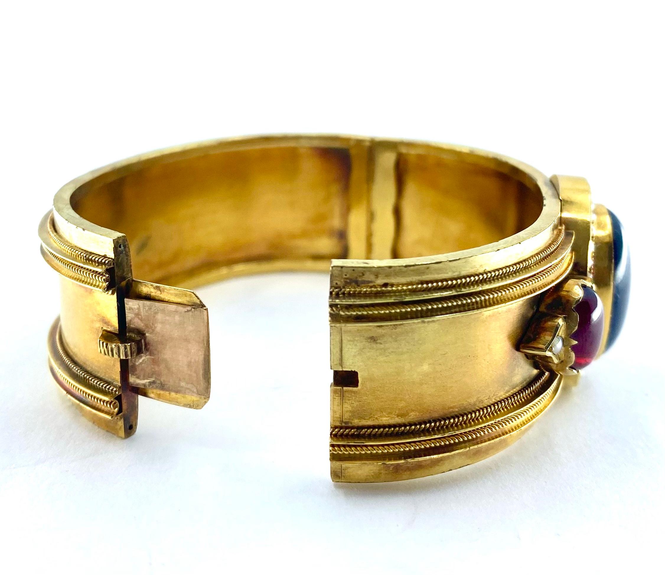 Women's Victorian Gold Garnet Pearl Bracelet
