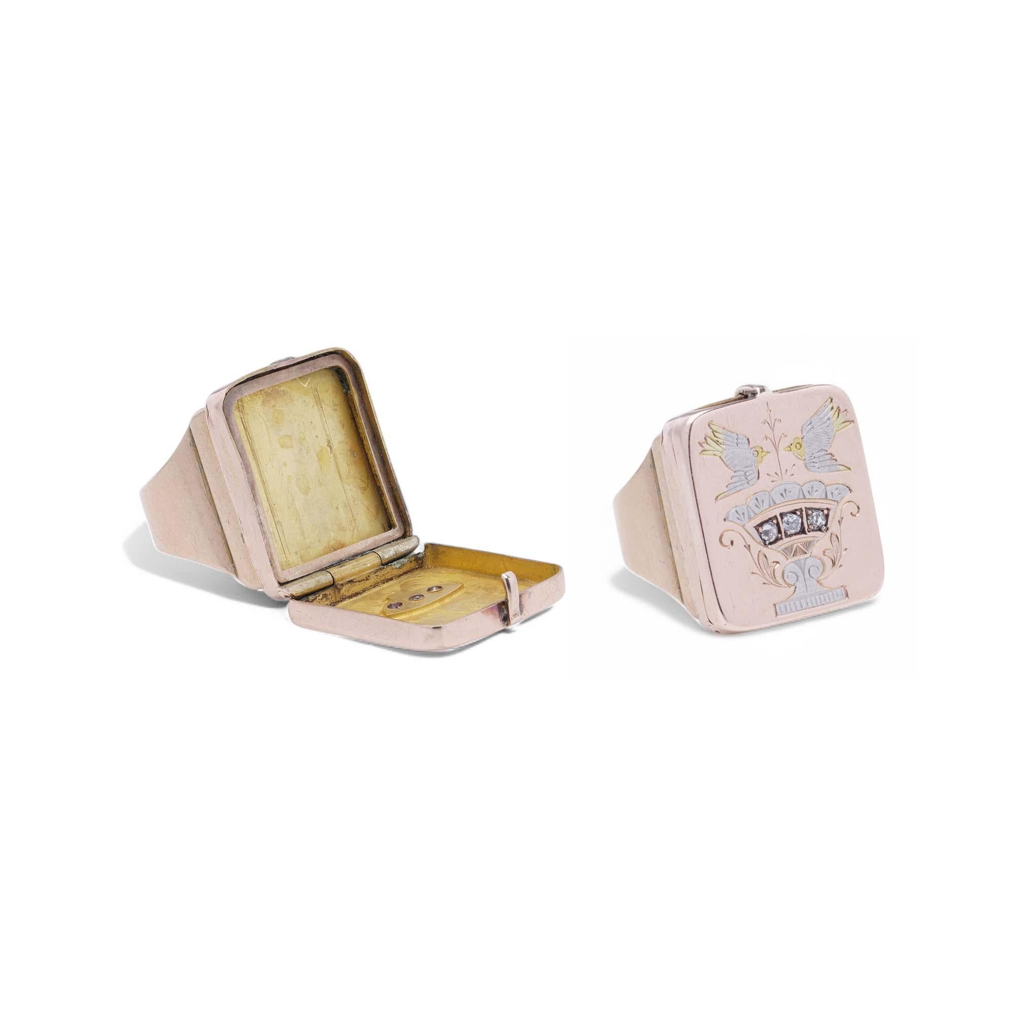 Victorian 18kt Gold Locket Ring with Diamond Accents For Sale 5