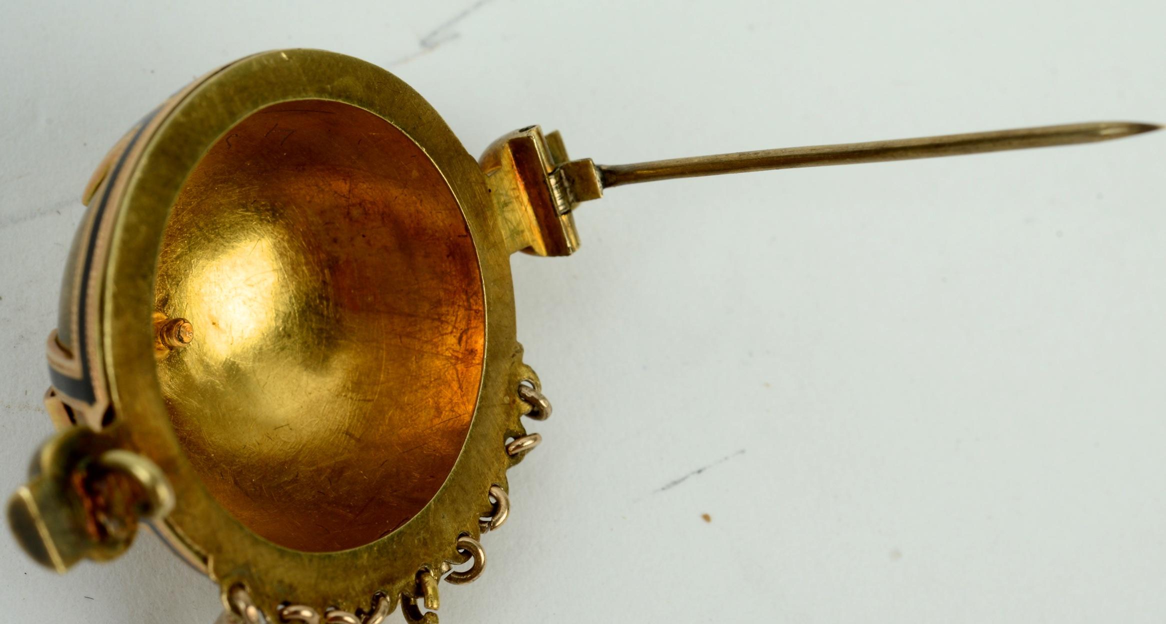 Victorian 14k Gold Orb Pin c1880 In Good Condition In valatie, NY