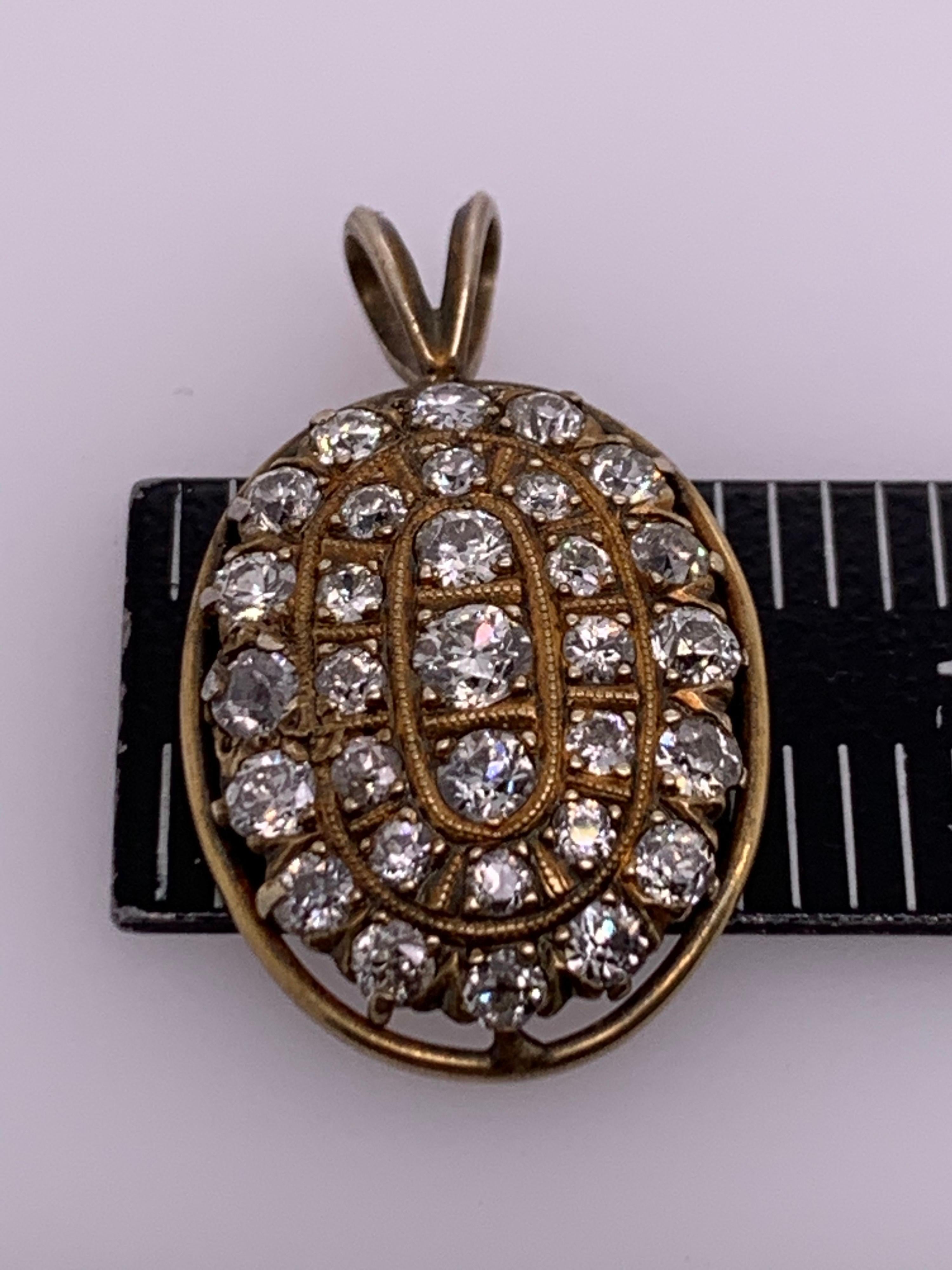 Pendentif en or de style victorien, diamant naturel de 1,50 carat, circa 1910 en vente 4