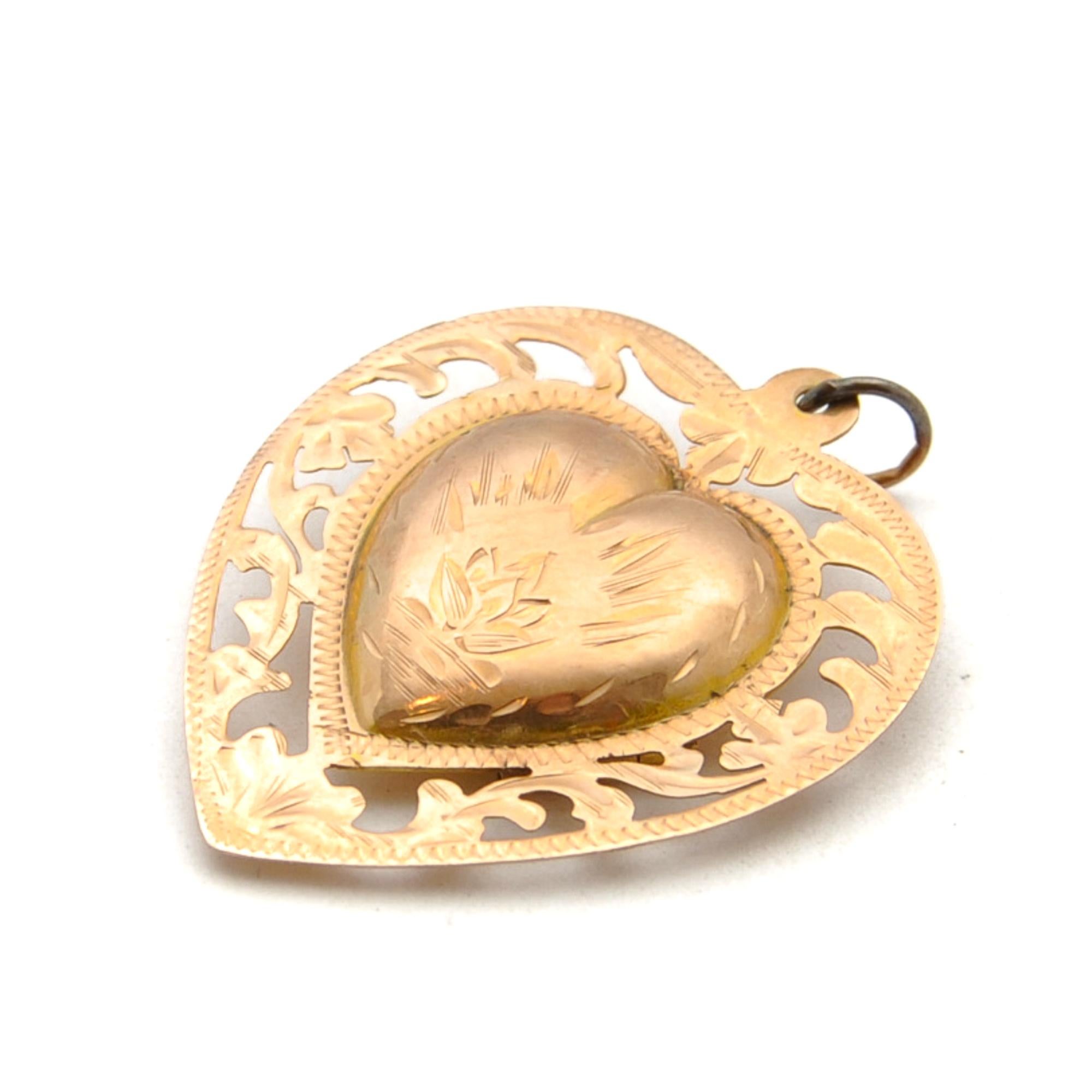 Antique Victorian 14K Gold Engraved Heart Locket Pendant For Sale 1