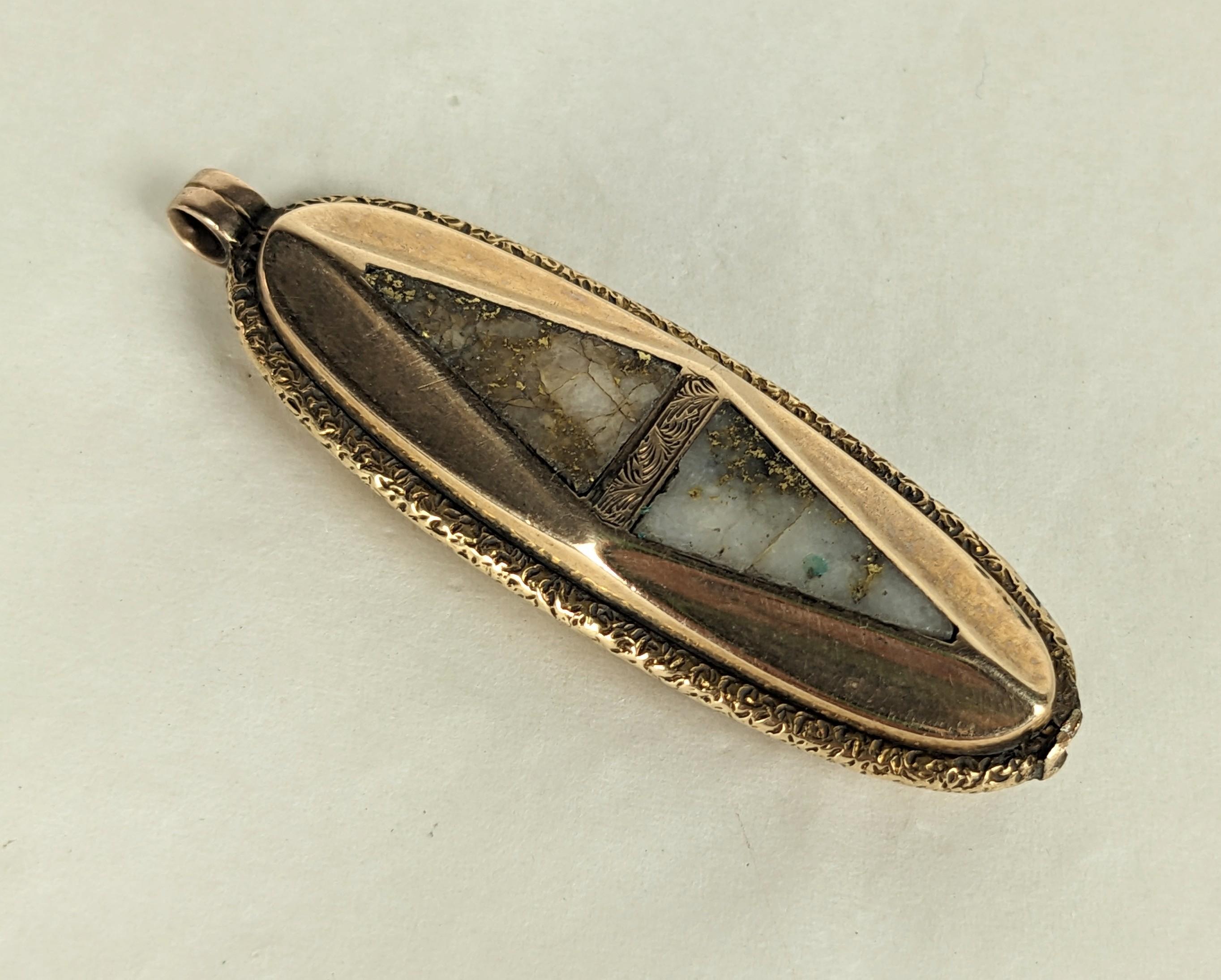 Vittoriano Ciondolo vittoriano in quarzo d'oro in vendita