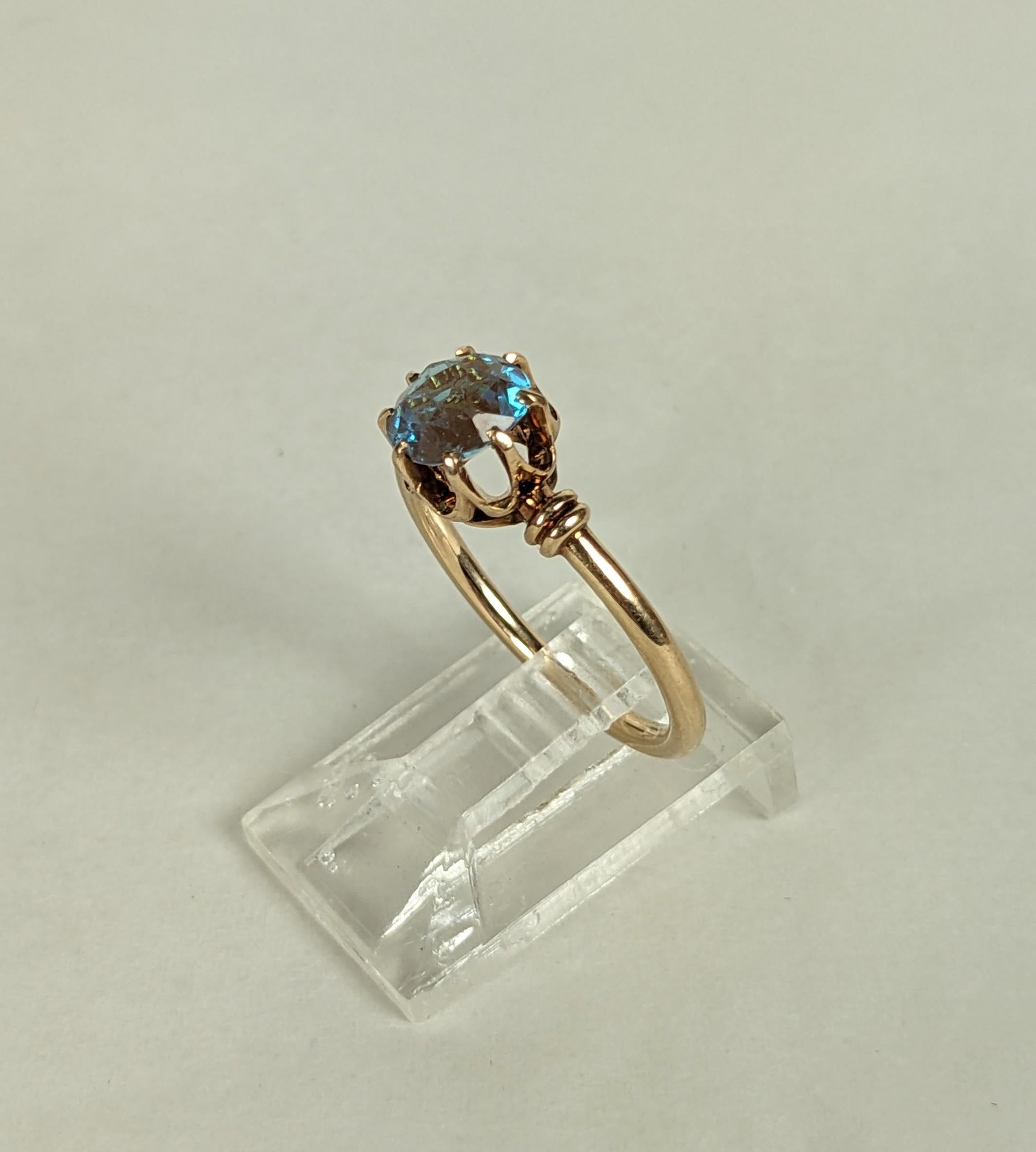Victorian Gold Saphiret Solitaire Ring Victoriano en venta