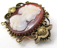 Victorian Gold Shell Cameo Brooch - 1860's