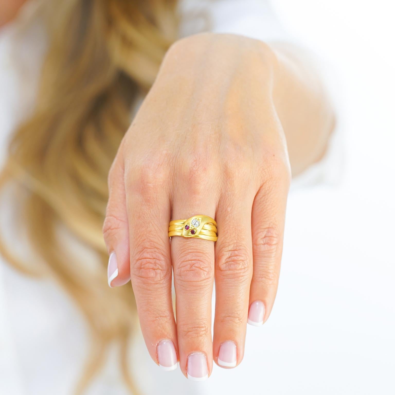 Women's or Men's Victorian Gold Snake Ring For Sale