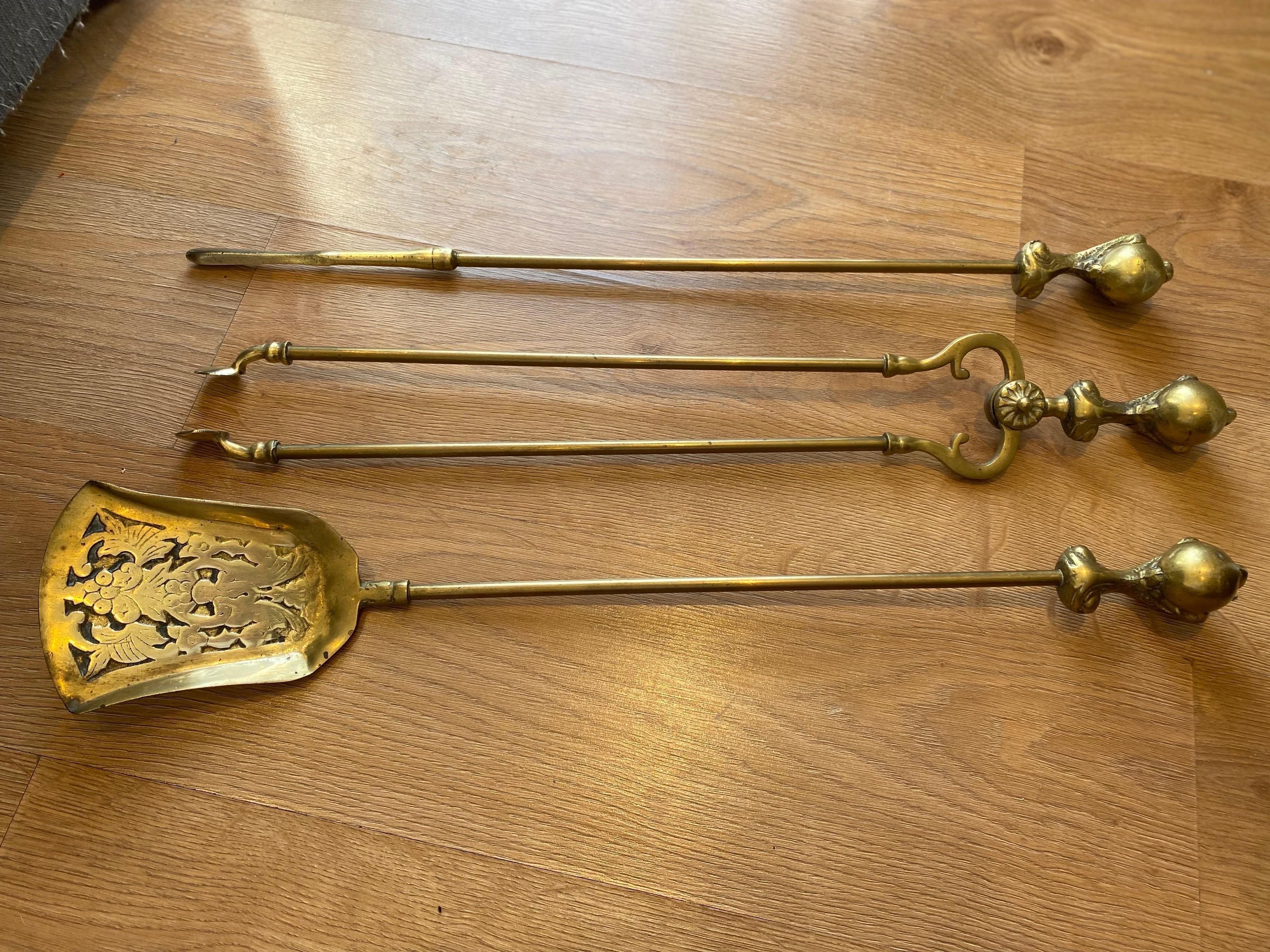 19th Century Victorian Gothic Brass Ball and Eagle Claw Motif Fire Companion Set For Sale