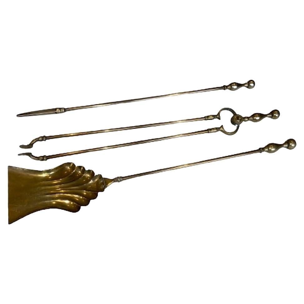 Victorian Gothic Brass Fire Companion Set, 19th Century In Good Condition In Southall, GB
