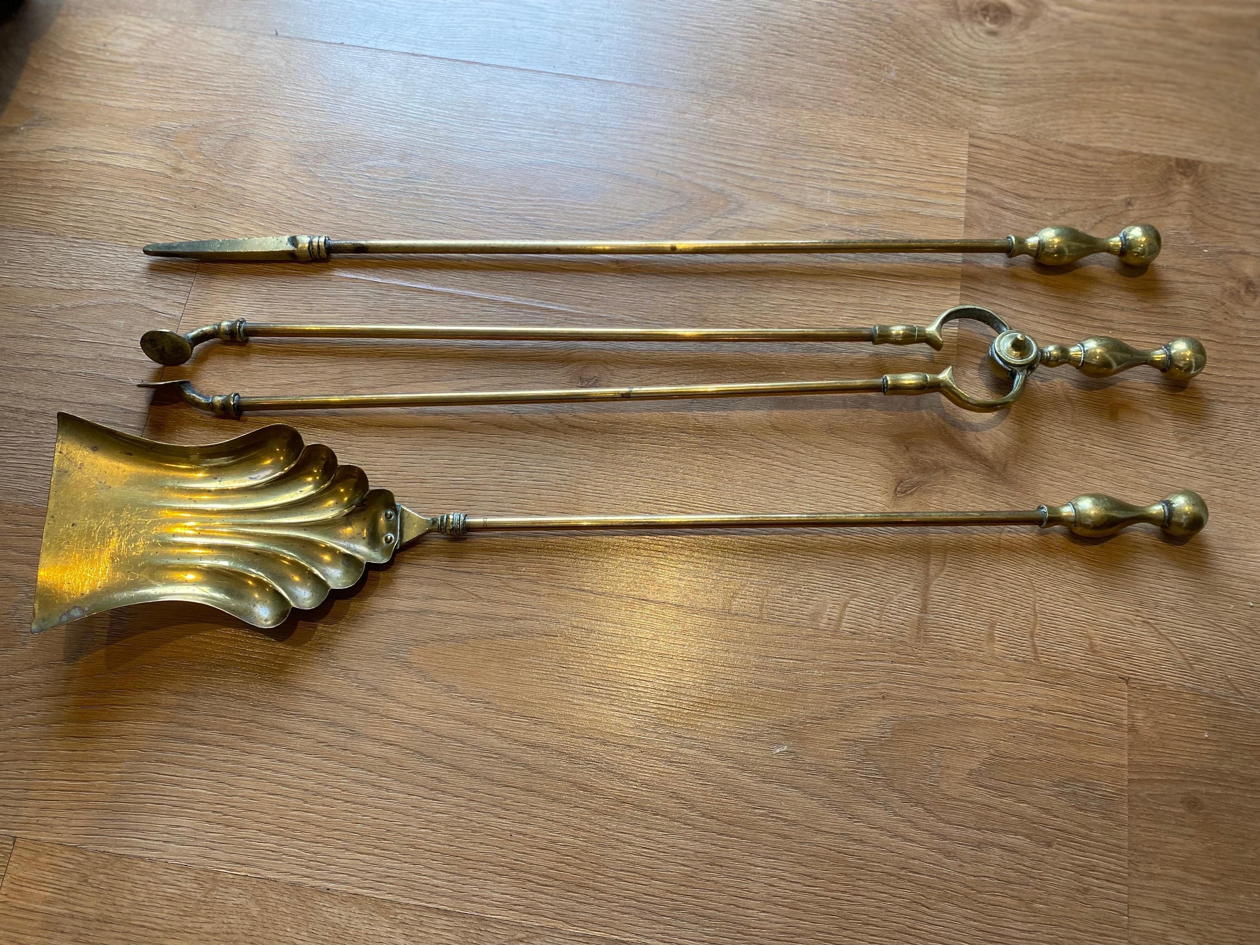 Victorian Gothic Brass Fire Companion Set, 19th Century For Sale 1