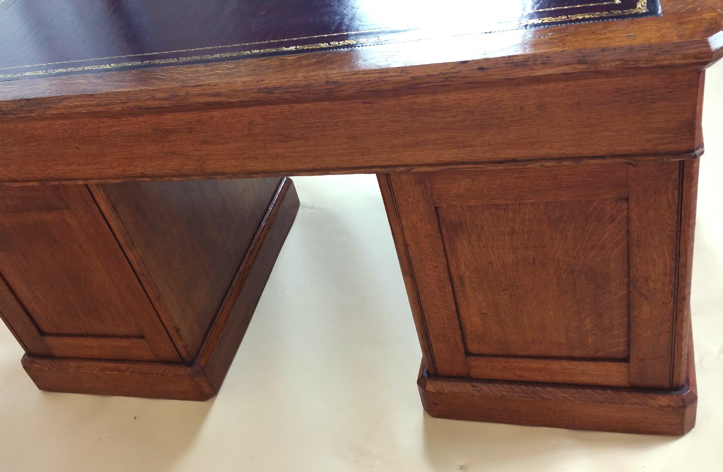 Victorian Gothic Oak Nine-Drawer Pedestal Desk with Leather Top For Sale 2