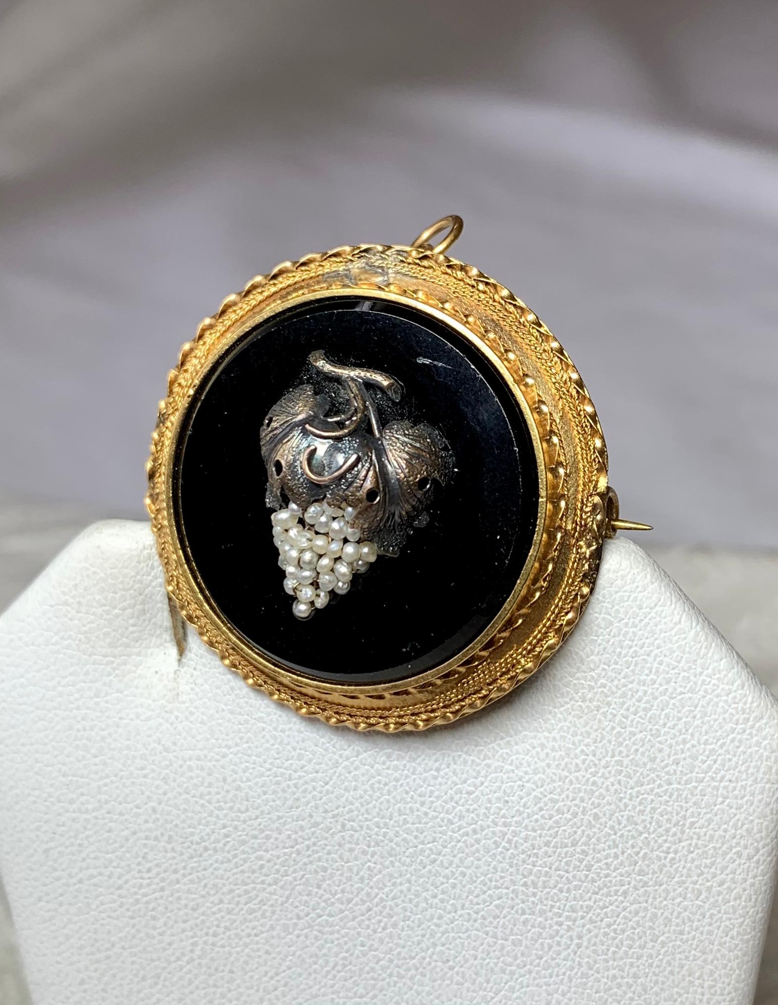 Victorian Grape Earrings Pendant Suite 14k Gold Black Onyx Etruscan Revival 1870 For Sale 4