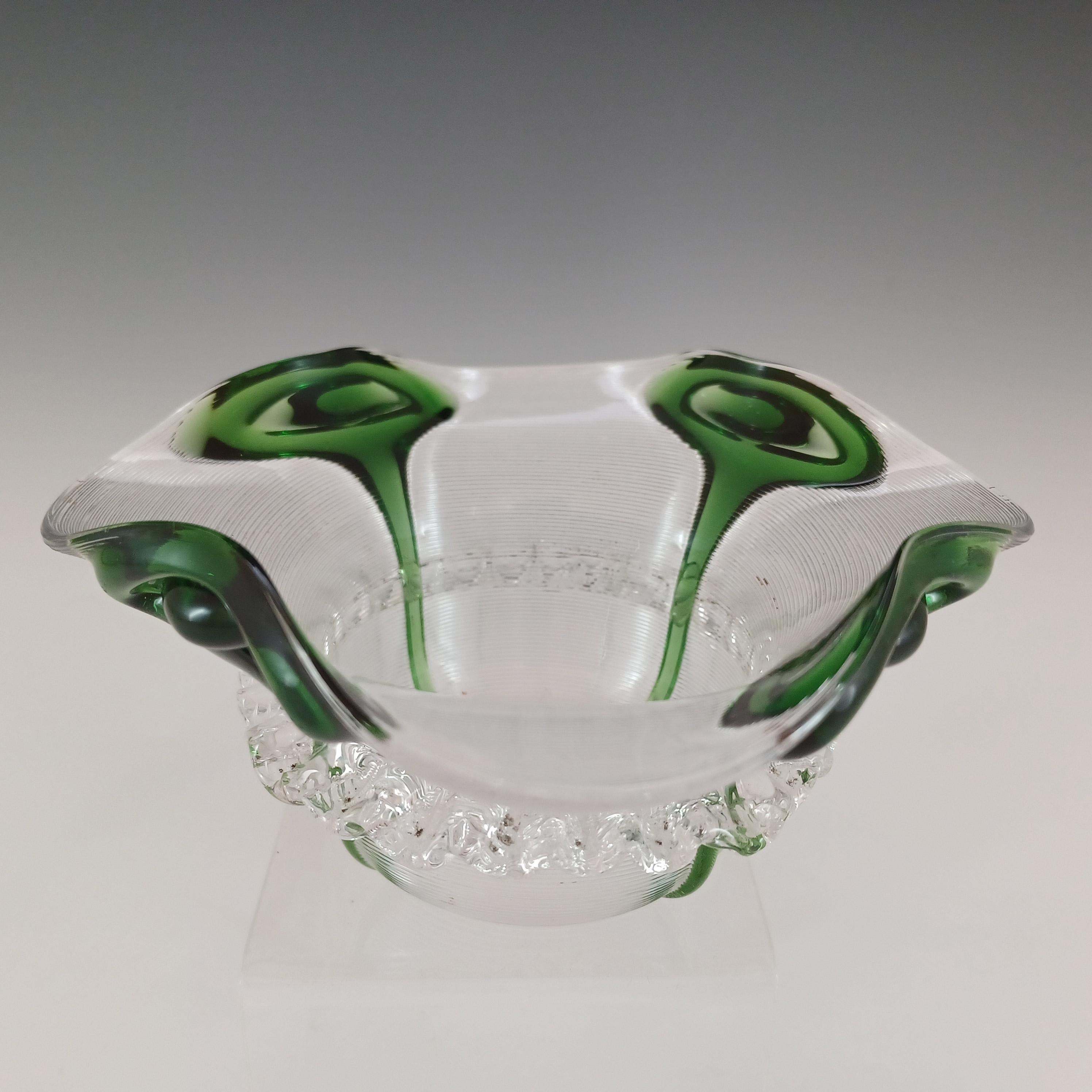 Late 19th Century Victorian Green & Clear Glass Peacock Eye Trails / Cairngorm Bowl For Sale