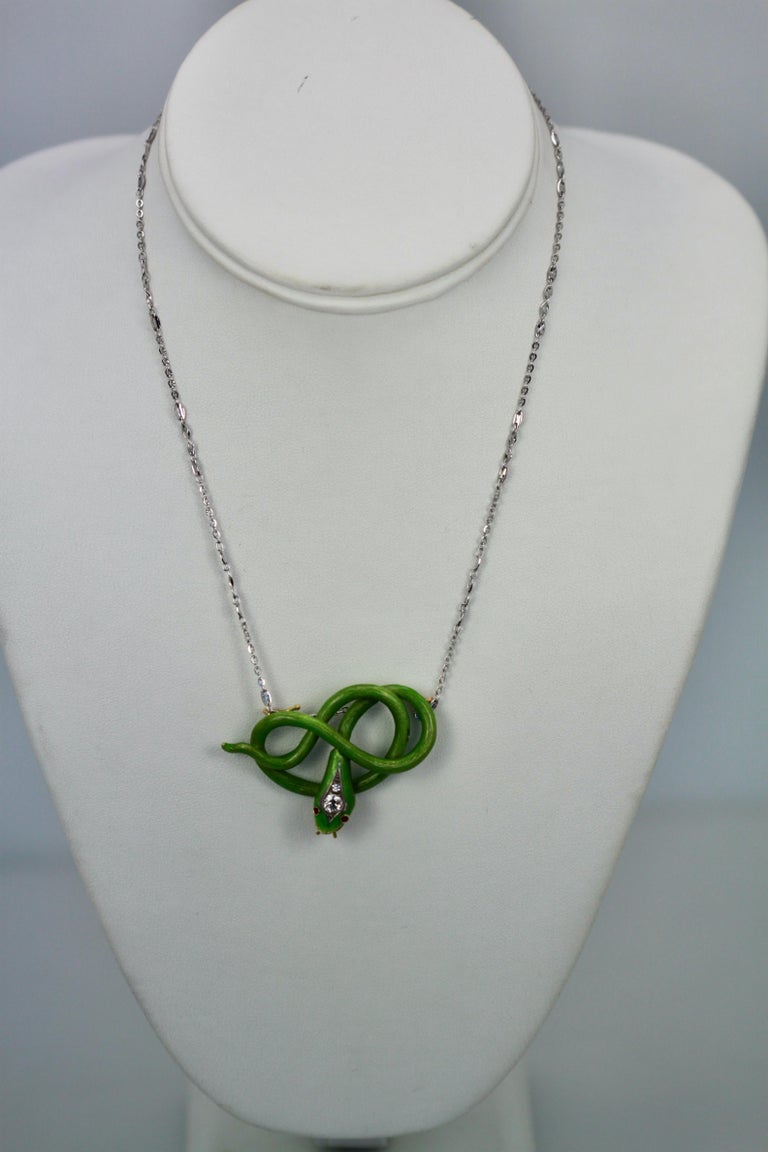 Women's or Men's Victorian Green Enamel Snake Pendant 18K For Sale