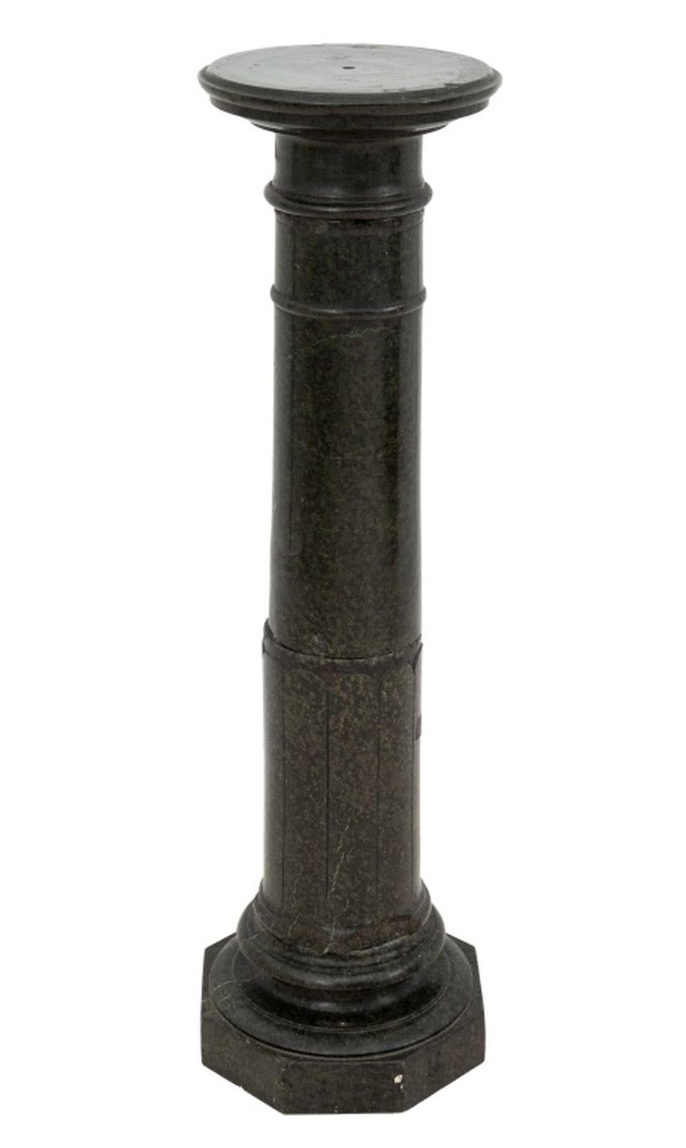 Viktorianischer grüner Serpentinen-Pedestal im Angebot 1