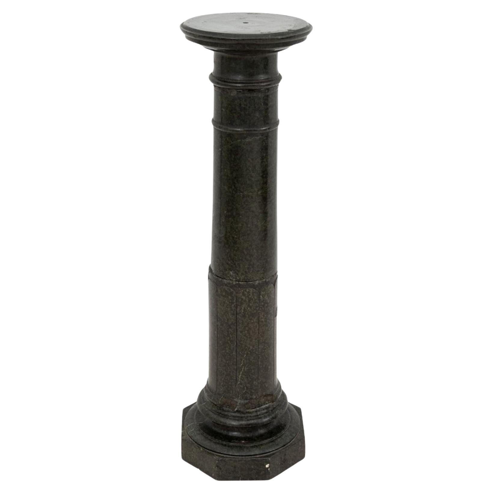 Viktorianischer grüner Serpentinen-Pedestal im Angebot