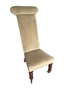 Fauteuil de prière victorien en velours vert, monté sur ses roulettes d'origine