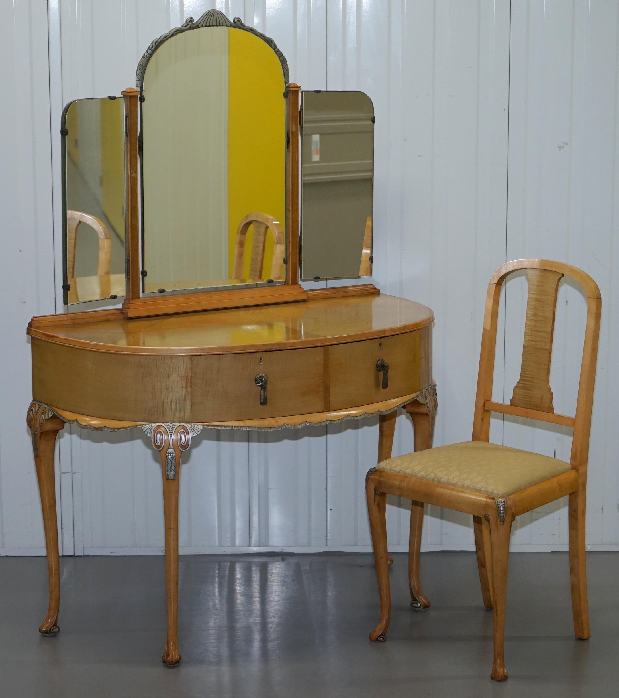 Victorian Hampton & Son's Satinwood Bedroom Suite Wardrobe Dressing Table Mirror For Sale 8