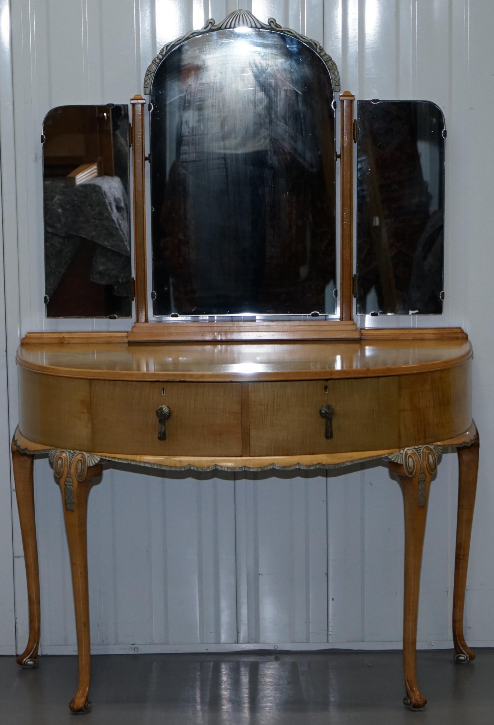 Victorian Hampton & Son's Satinwood Bedroom Suite Wardrobe Dressing Table Mirror For Sale 9