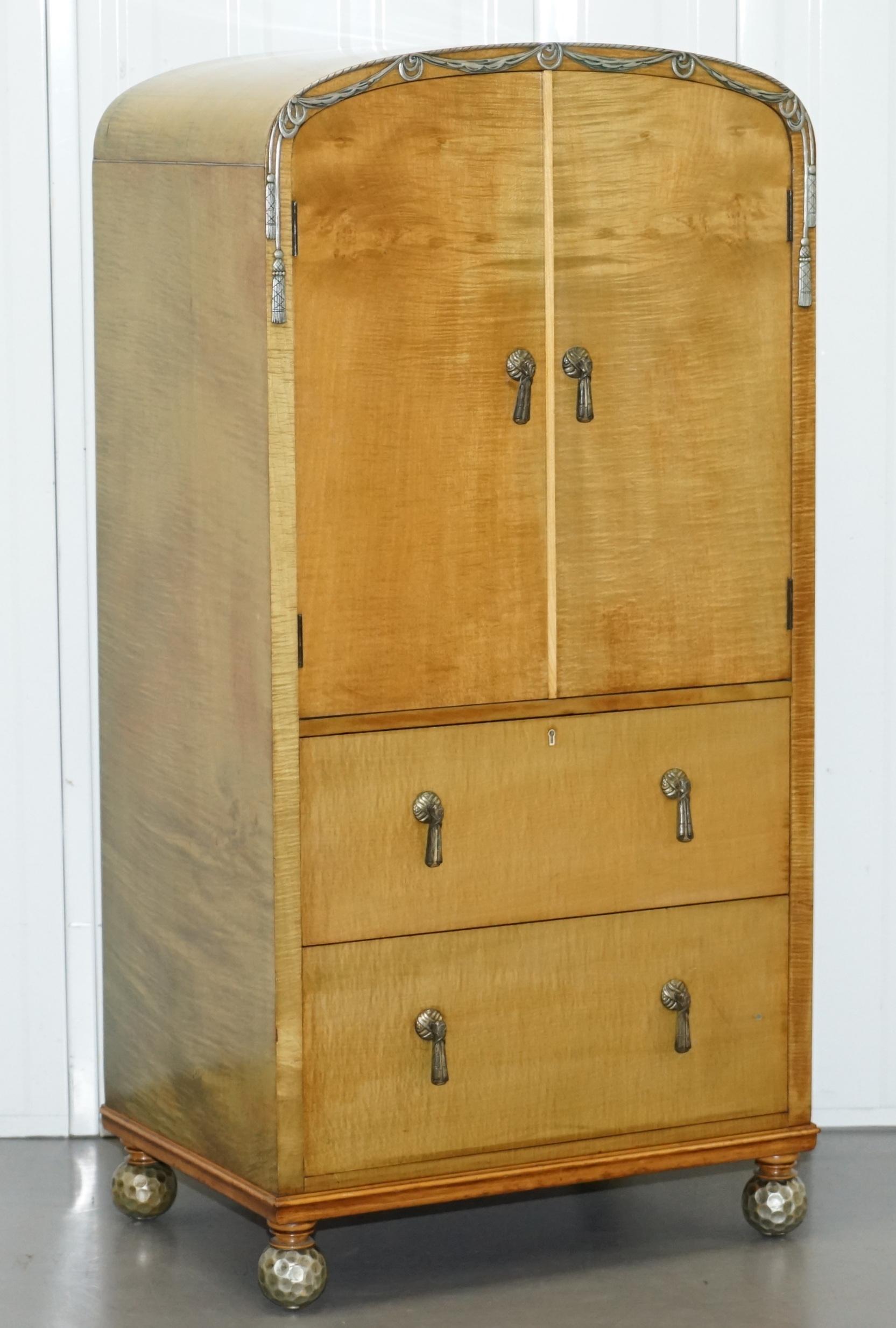 Miroir de chambre à coucher victorien Hampton & Son's en bois de citronnier pour chambre à coucher en vente 1