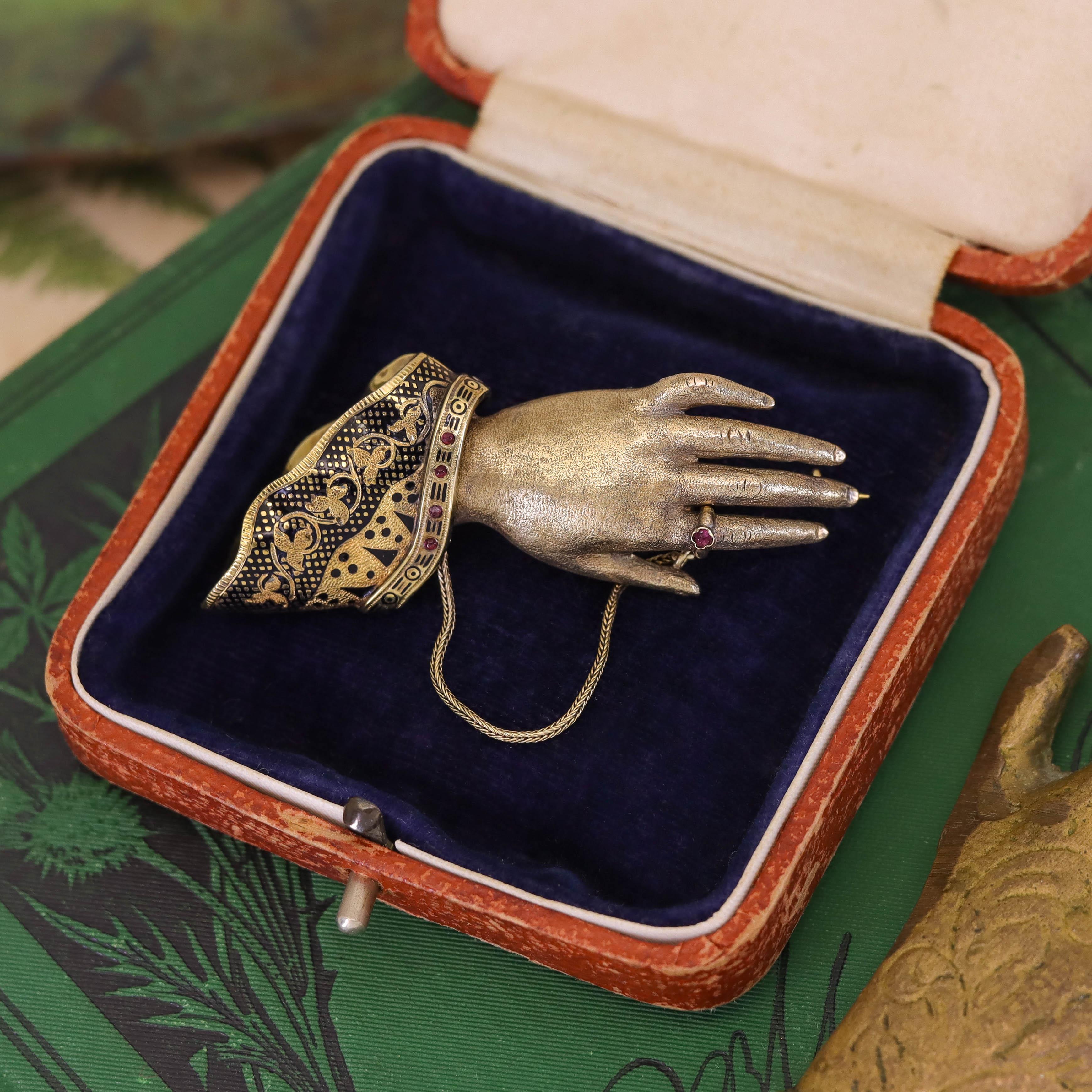 Antique Victorian Hand Brooch of 14k Gold, Circa 1860 For Sale at 1stDibs