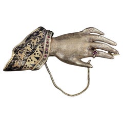 Victorian Hand Brooch of 14k Gold