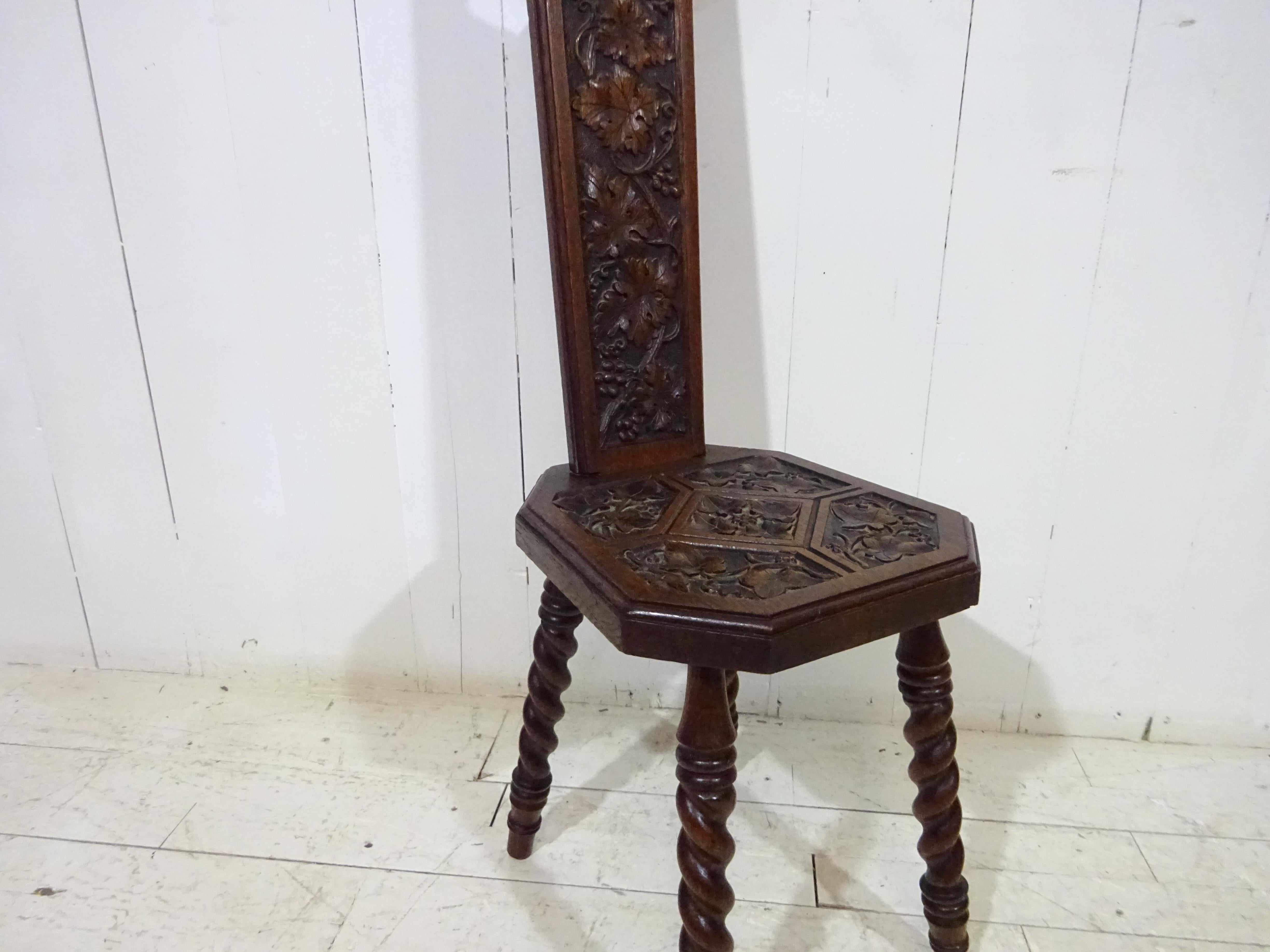 Victorian Hand Carved Hall Chair For Sale 4