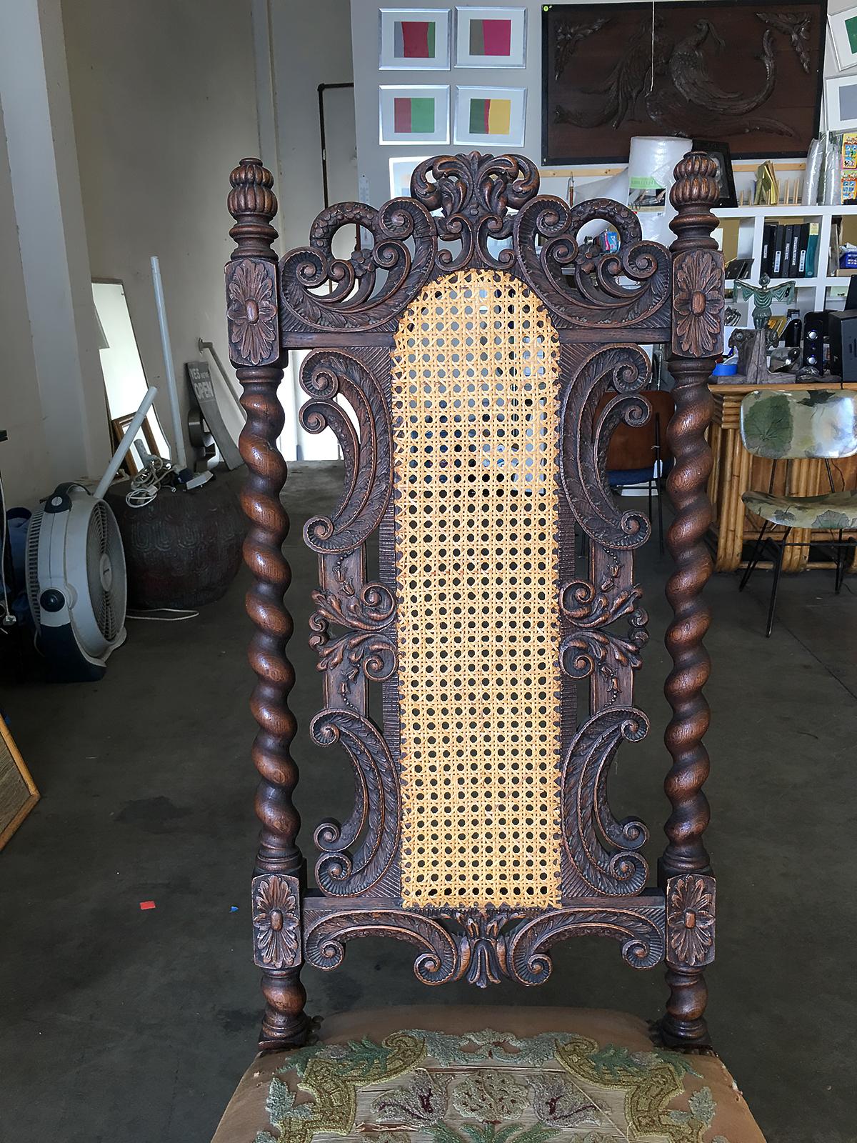 Victorian Hand Carved Oak Gothic Revival Side Throne Chair In Excellent Condition For Sale In Van Nuys, CA