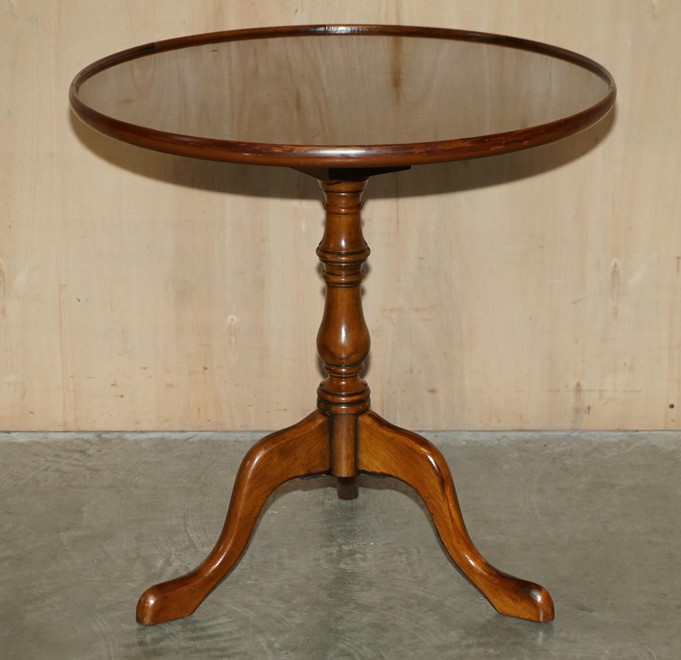 Victorian Hand Carved Pollard Oak Tilt Top Tripod Wine Side End Lamp Table For Sale 6