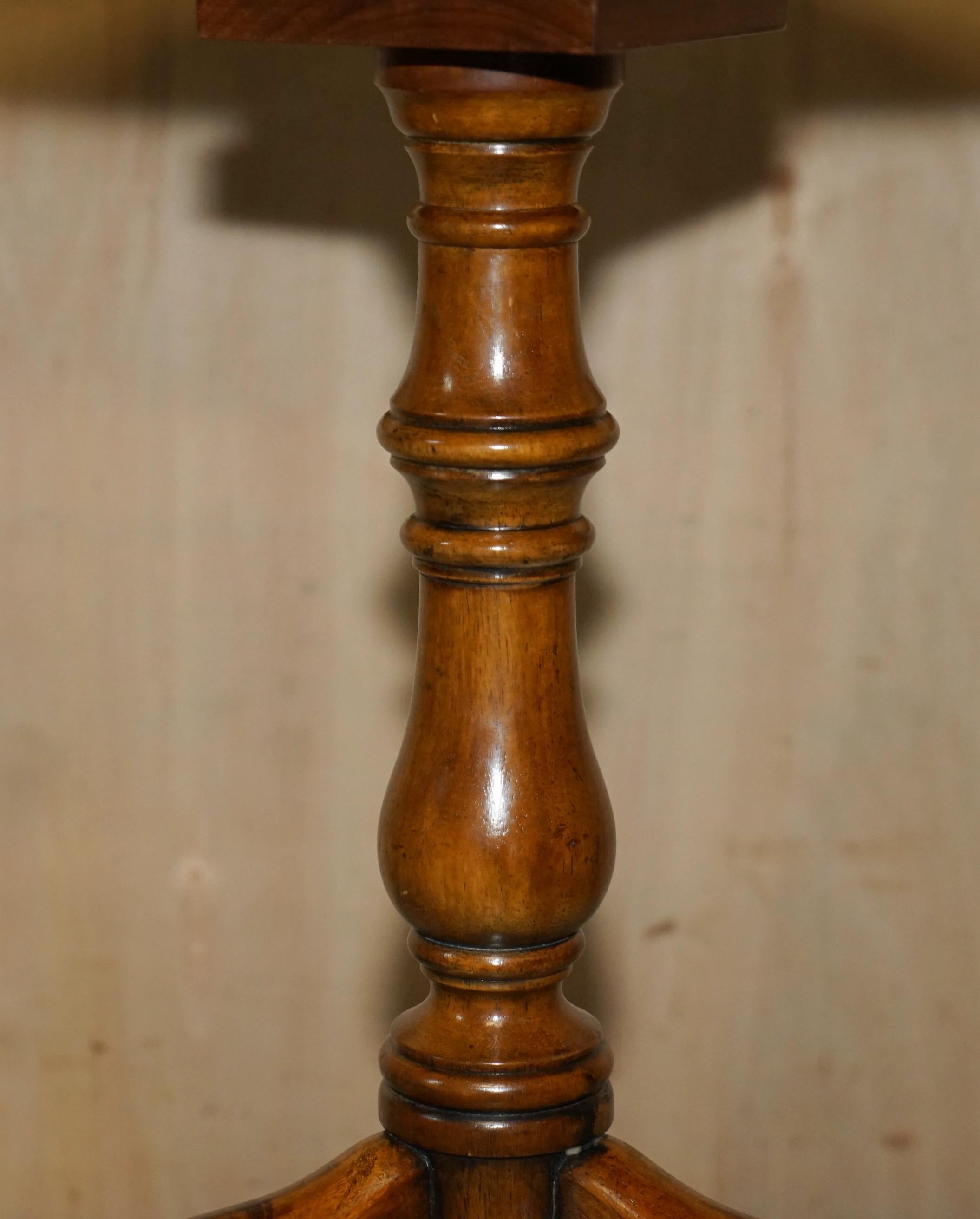 Hand-Crafted Victorian Hand Carved Pollard Oak Tilt Top Tripod Wine Side End Lamp Table For Sale