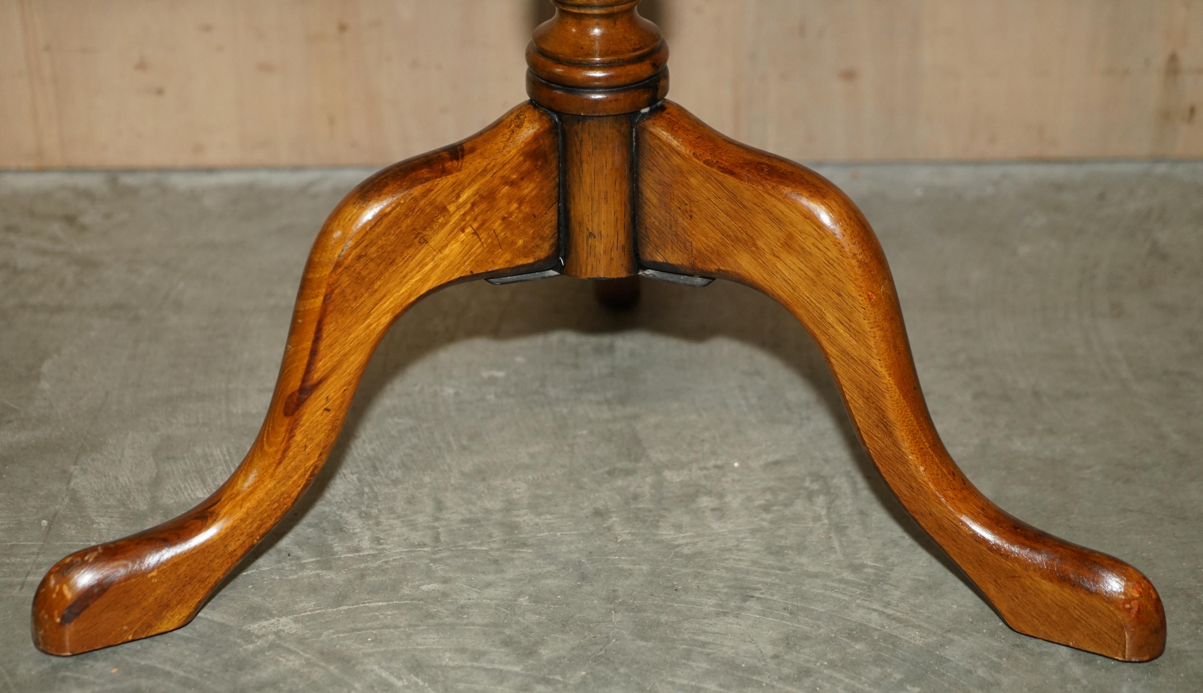 19th Century Victorian Hand Carved Pollard Oak Tilt Top Tripod Wine Side End Lamp Table For Sale