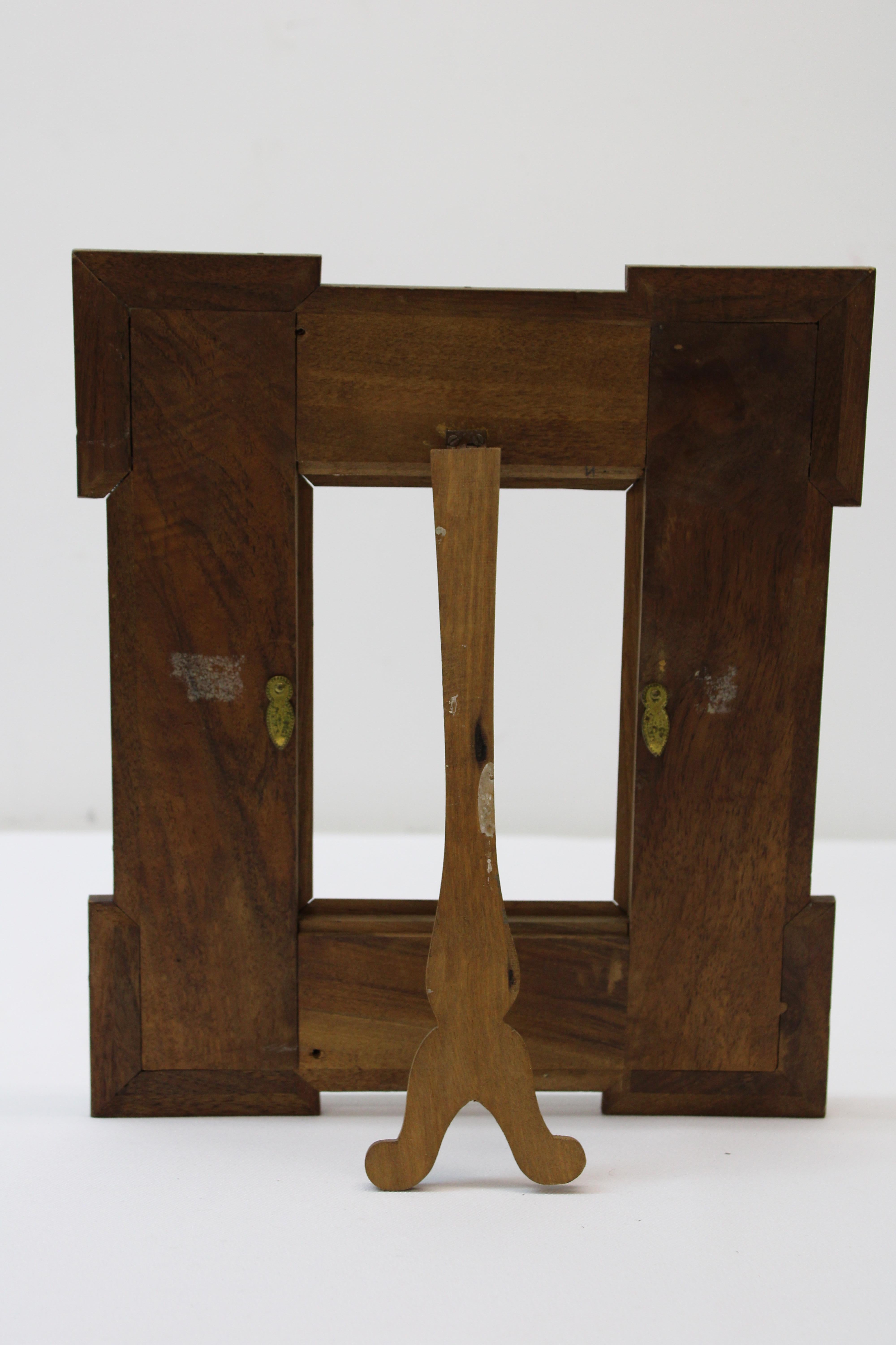 Victorian Hand Carved Wood Easel Frame For Sale 2