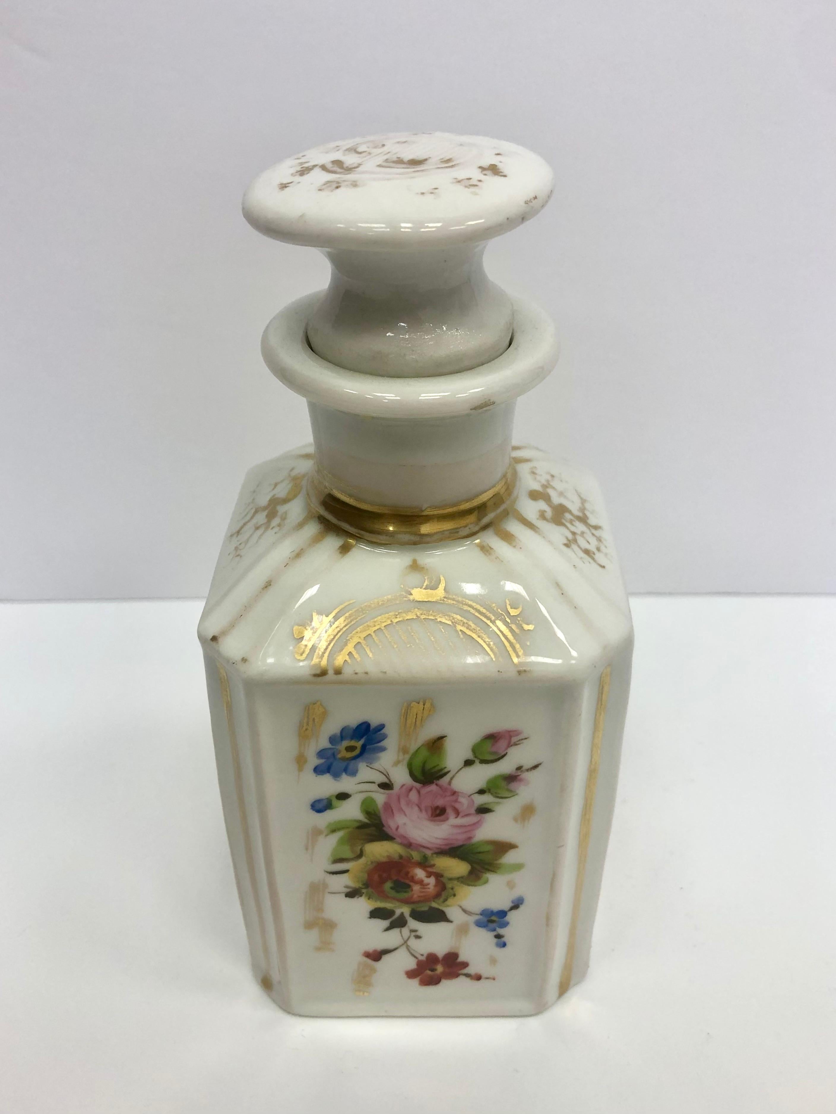 Beautiful Victorian porcelain tea caddy with hand painted floral design.