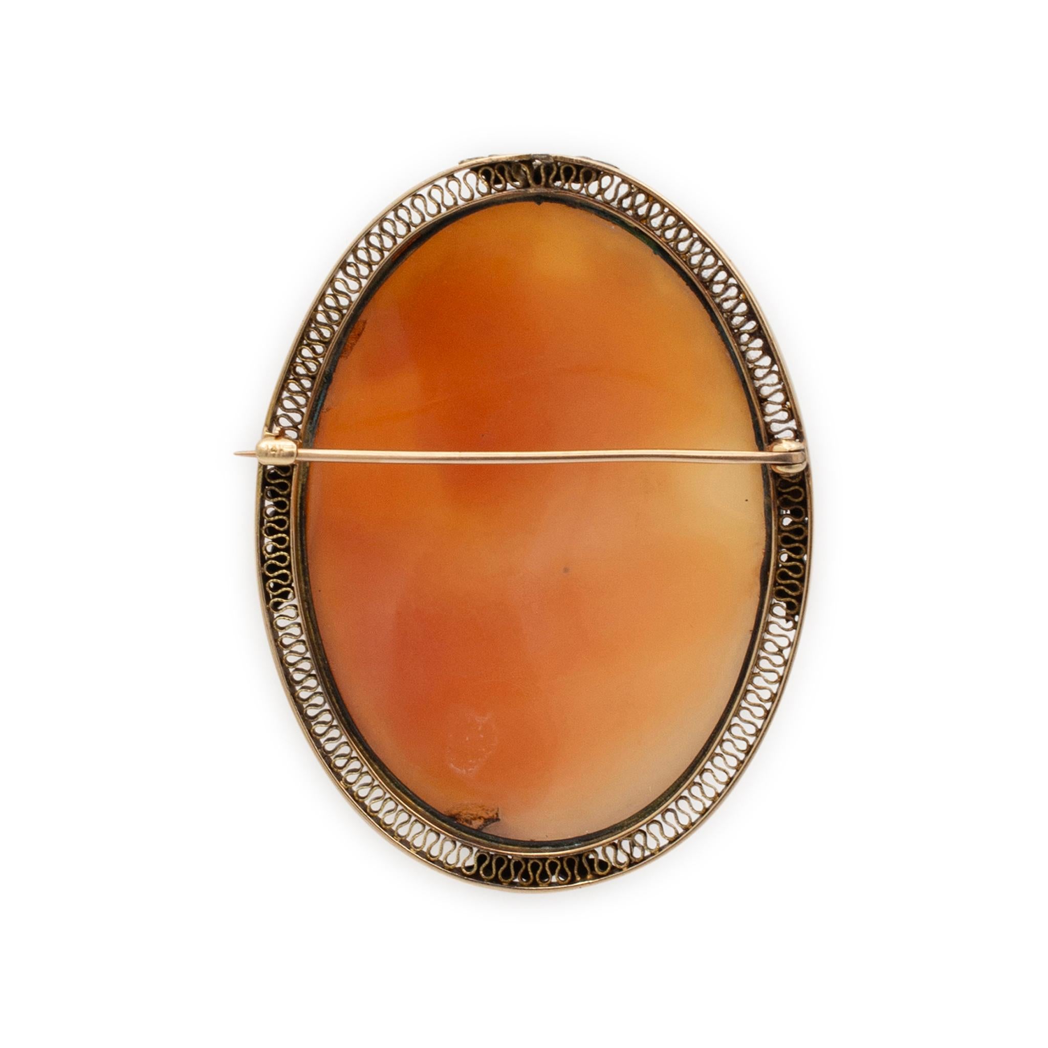 Women's or Men's Victorian Handmade 14K Yellow Gold Large Oval Woman Portrait Cameo Brooch For Sale