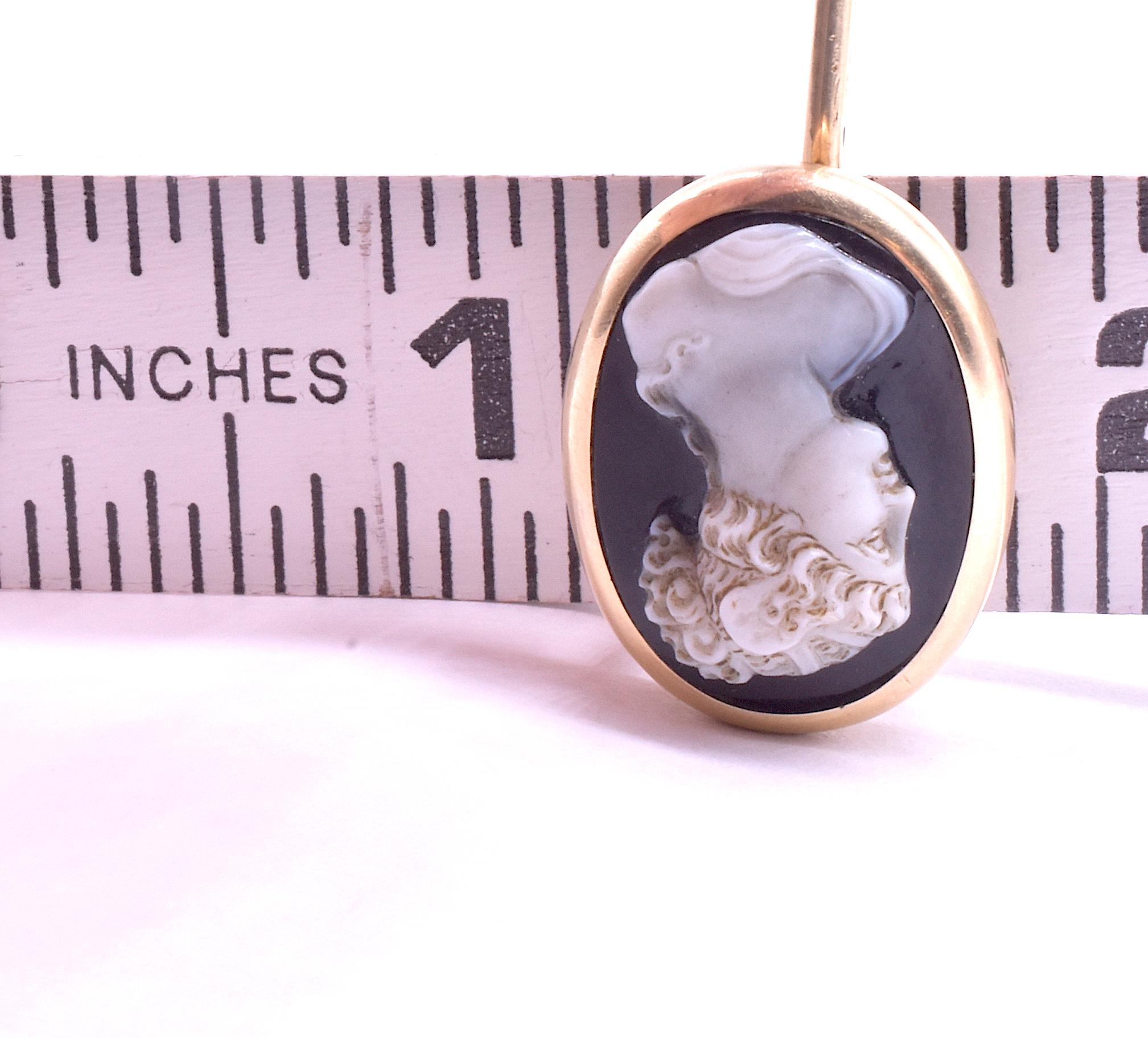 Victorian Hard Stone Agate Cameo Stickpin of Psyche In Excellent Condition In Baltimore, MD
